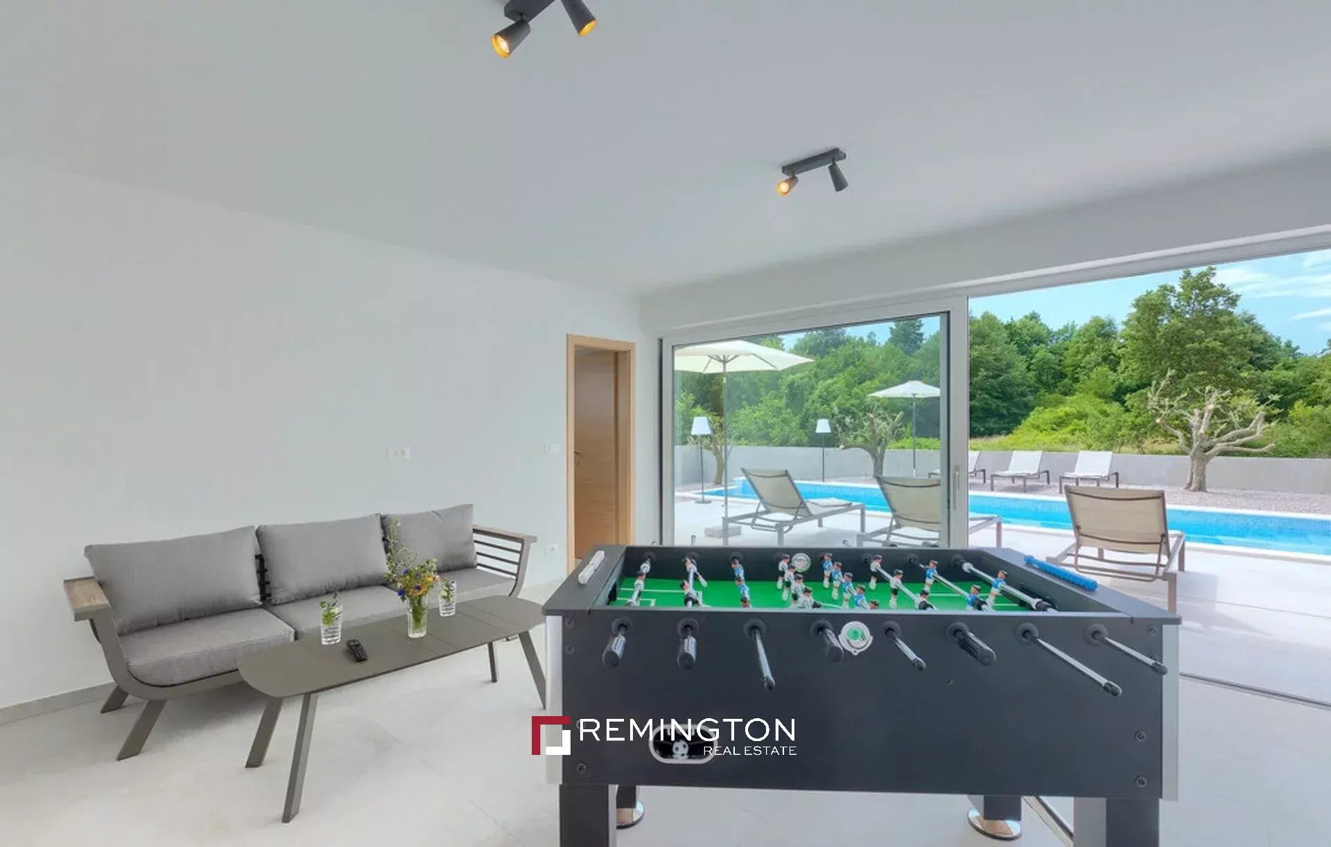 3 Bedroom Villa/Townhouse's Image 23