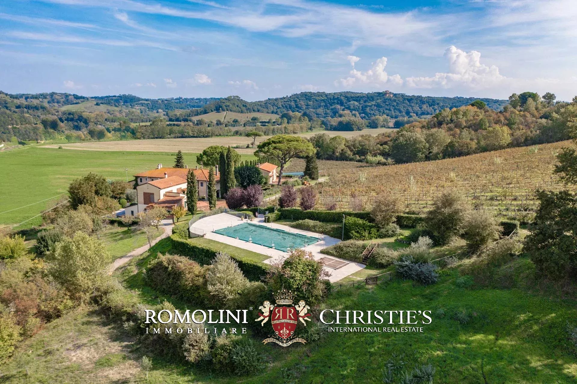 22 Bedroom Vineyard's Image 4