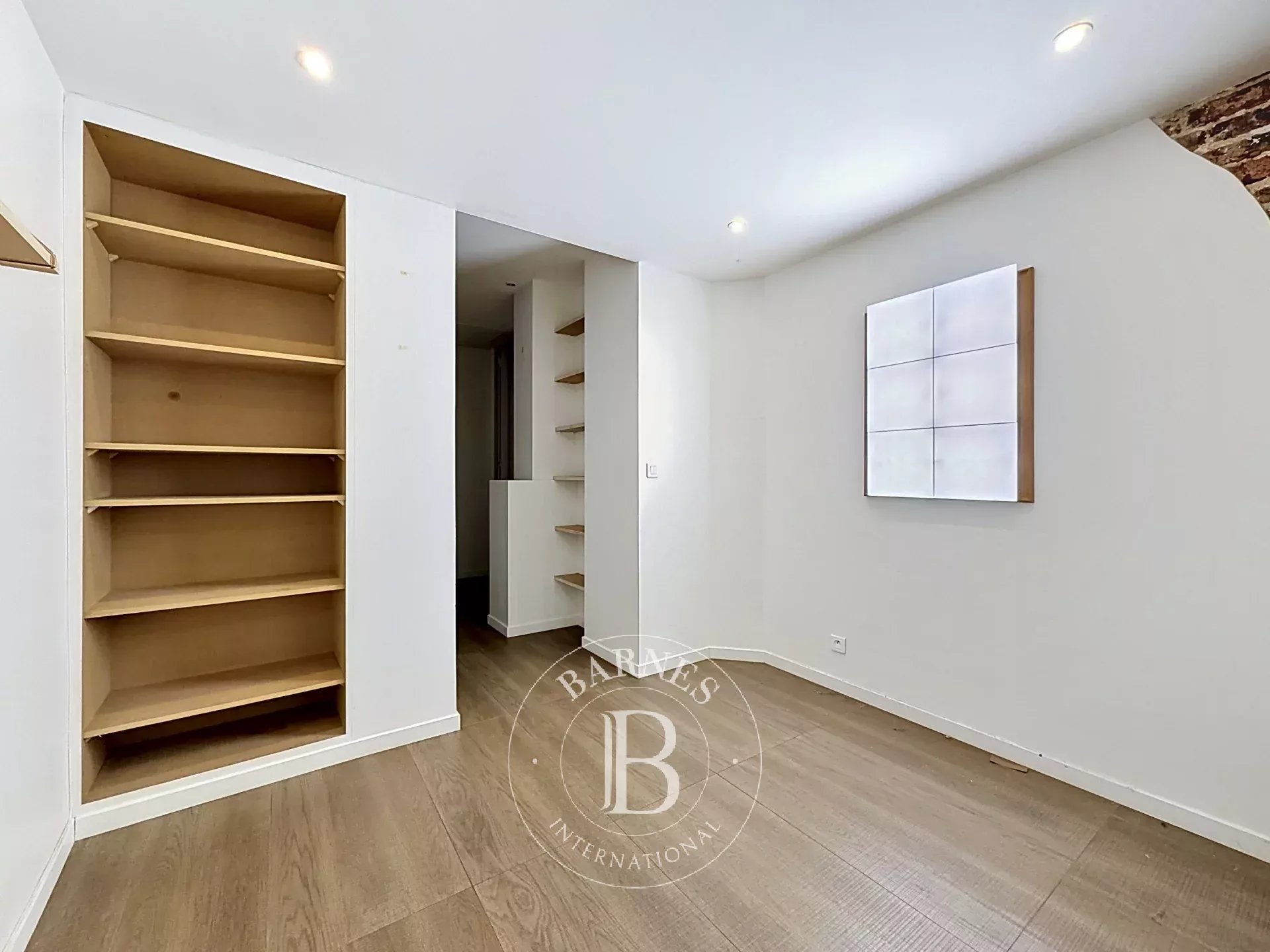 Paris  - Apartment  - picture 10
