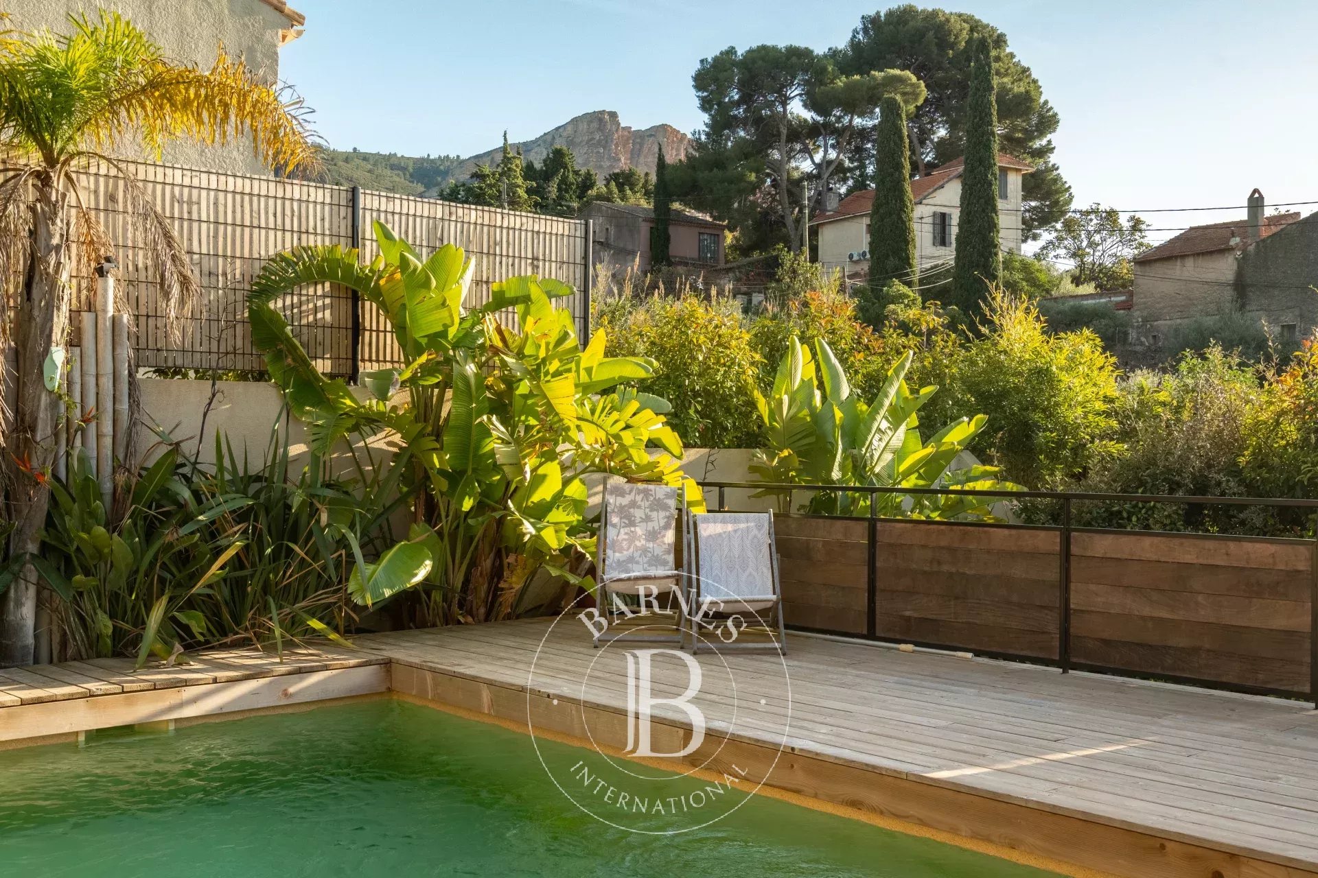 Ev Cassis - picture 14