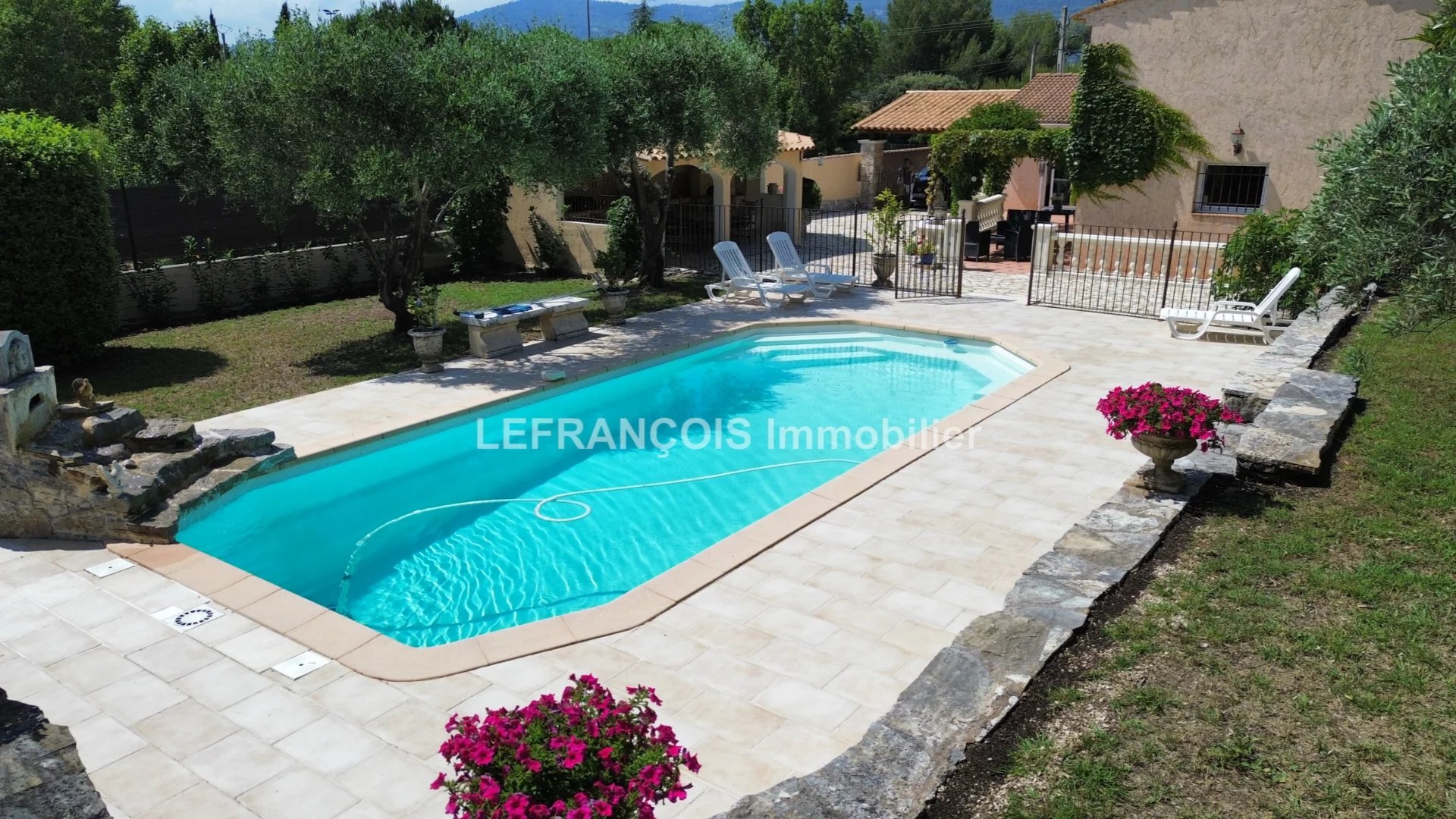 Agence immobilière de 