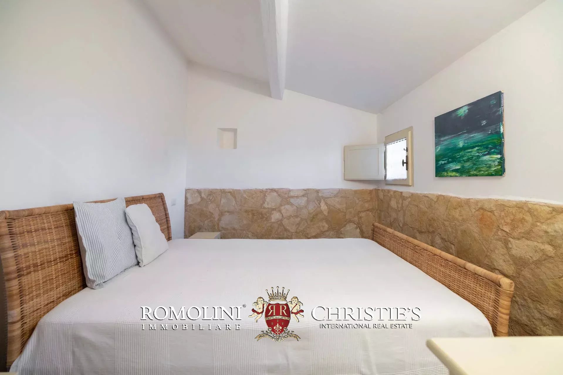 4 Bedroom Villa/Townhouse's Image 39