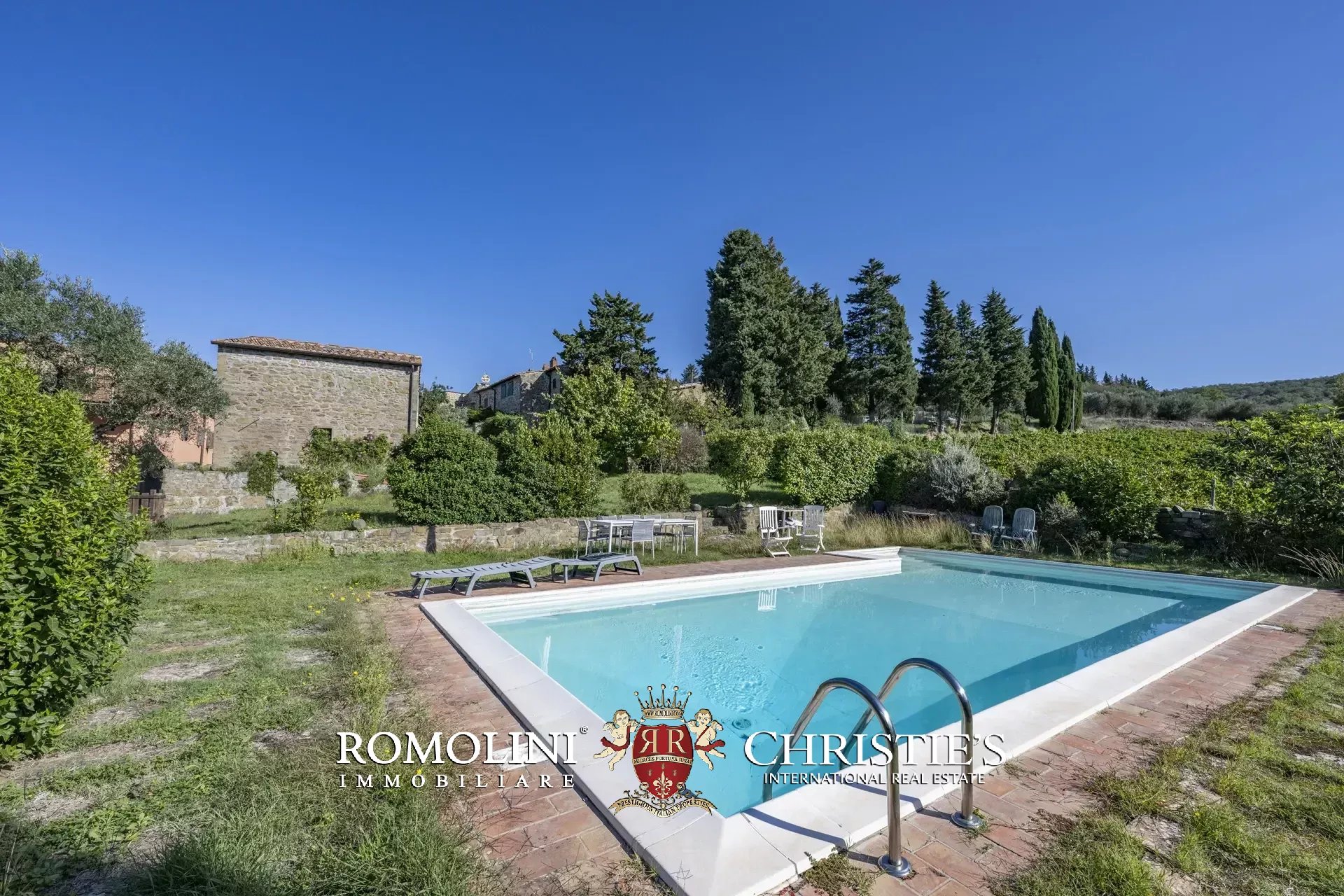7 Bedroom Villa/Townhouse's Image 18