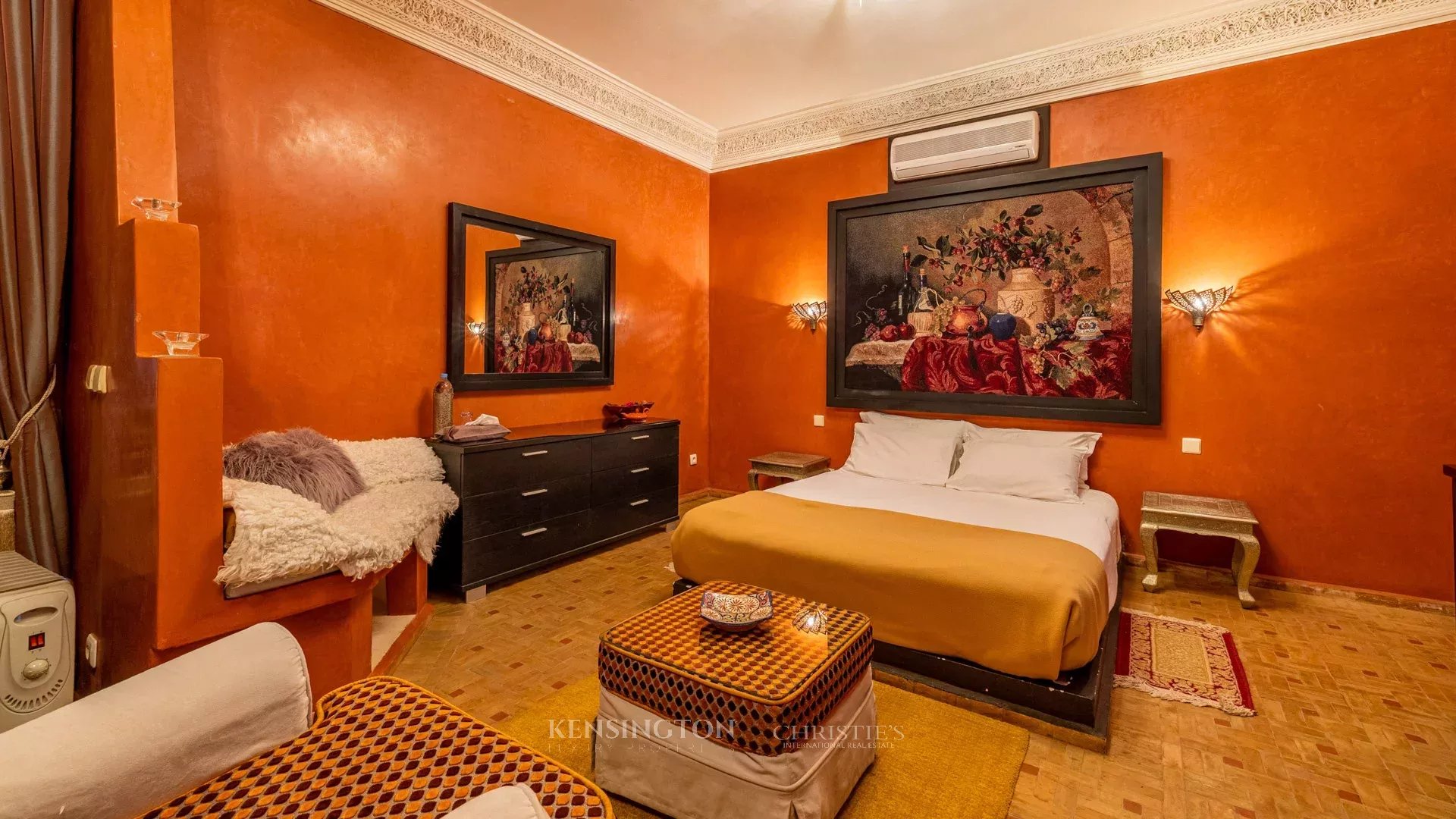 9 Bedroom Villa/Townhouse's Image 187