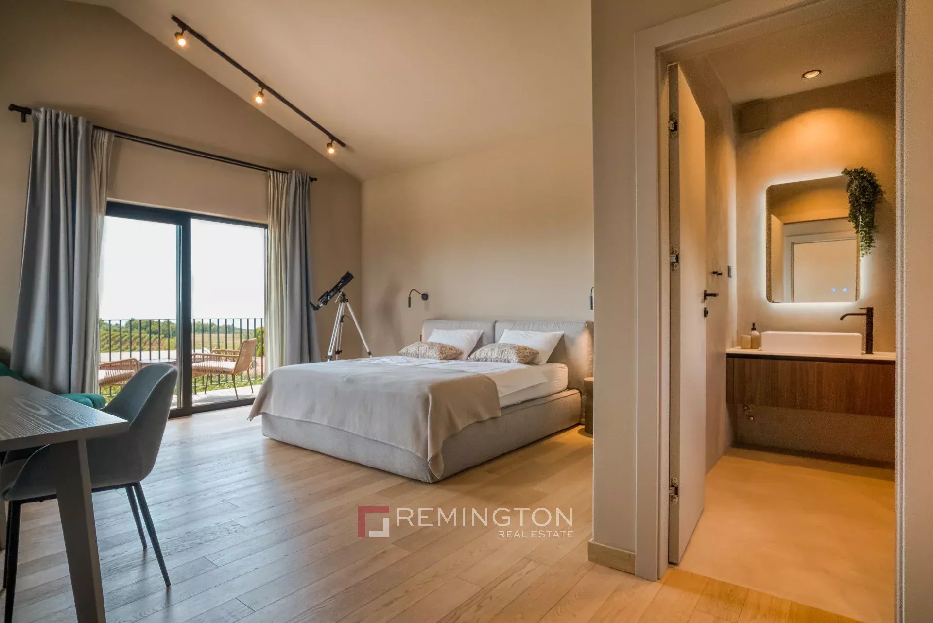 Villa/Townhouse's Image 5
