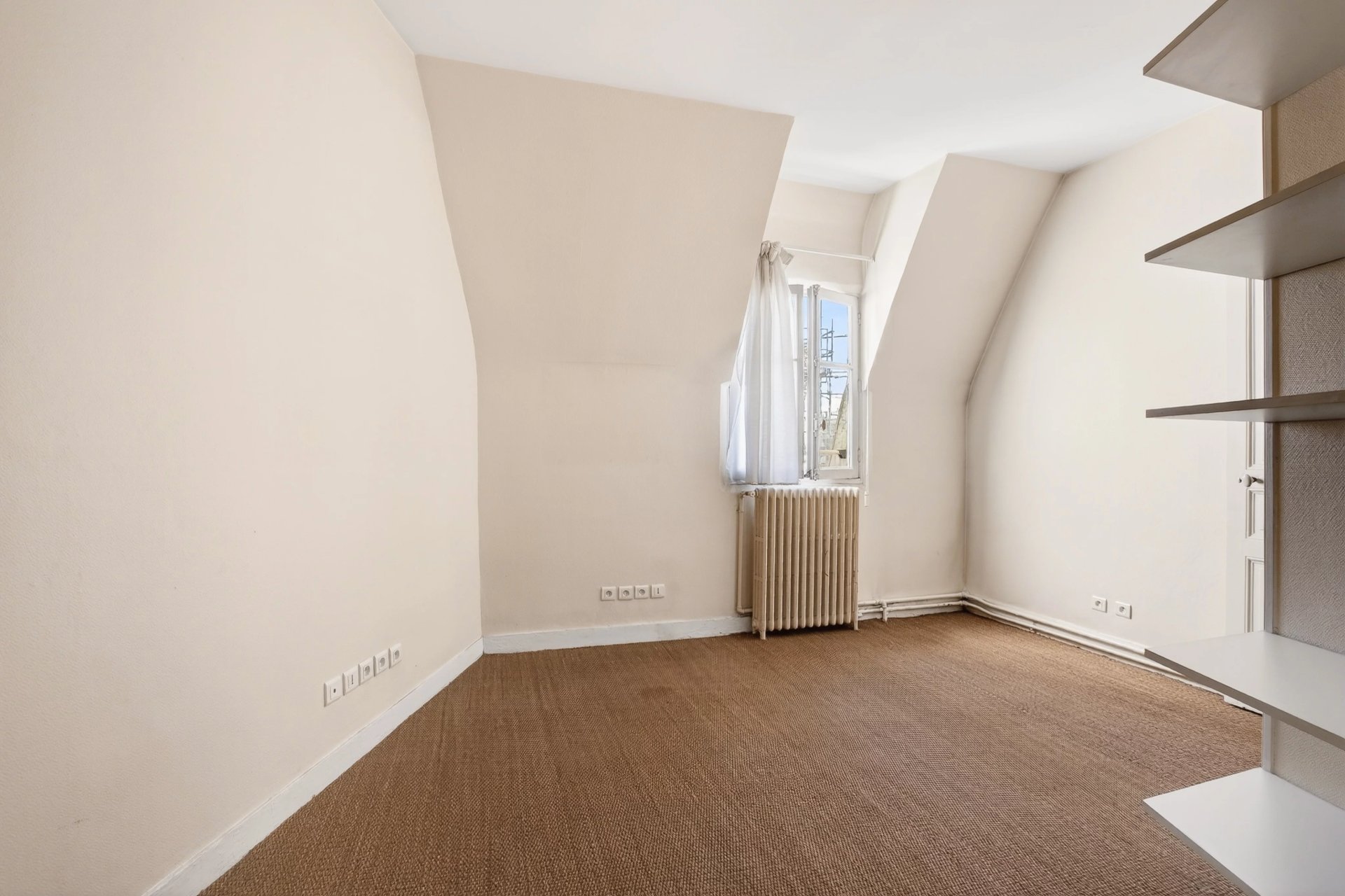6 Bedroom Apartment/Flat's Image 16