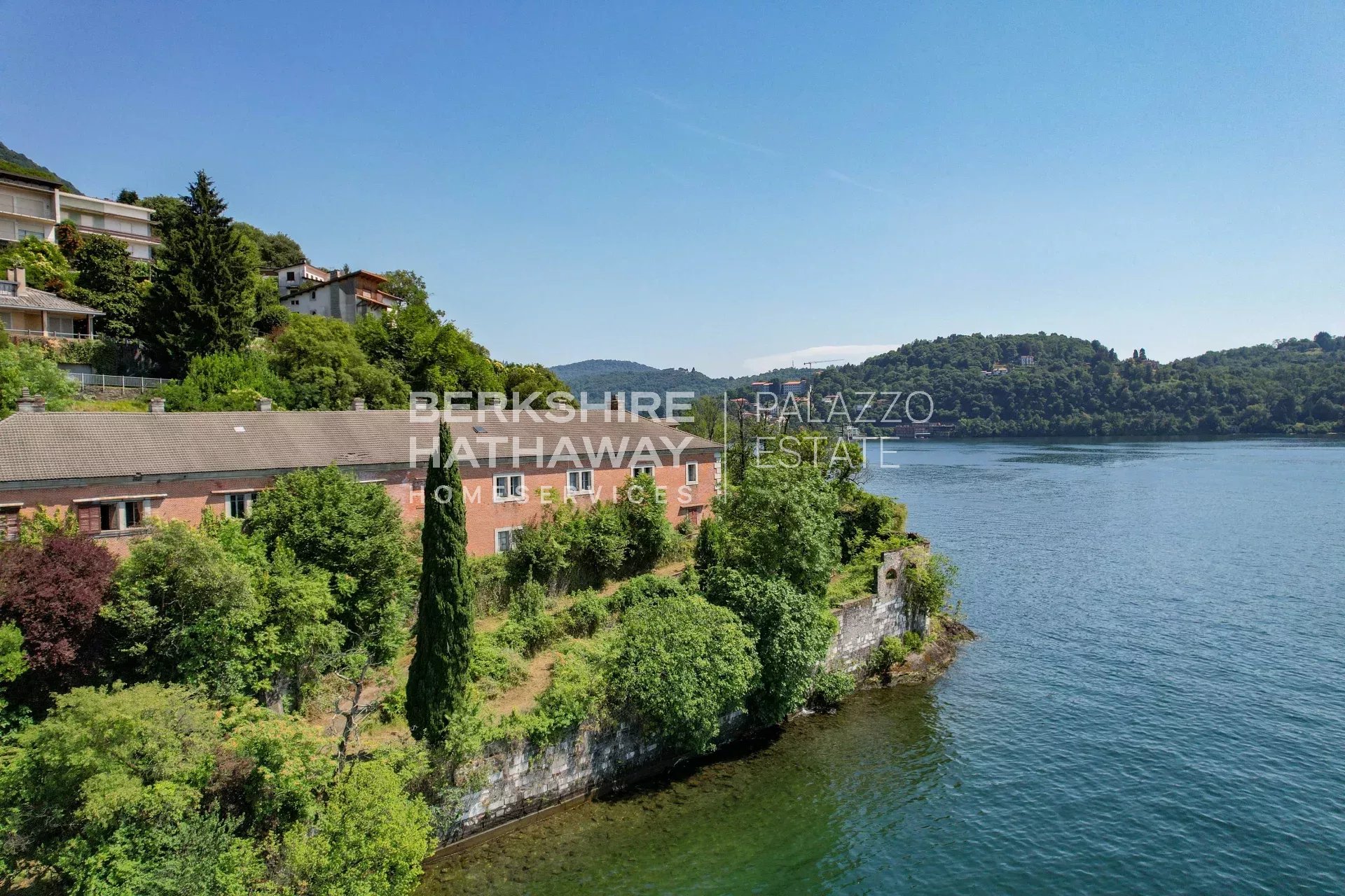 House in Laveno-Mombello - Image 2