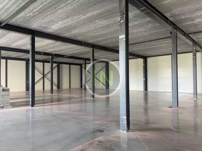 Hall à louer 360m2 - Flatzbour