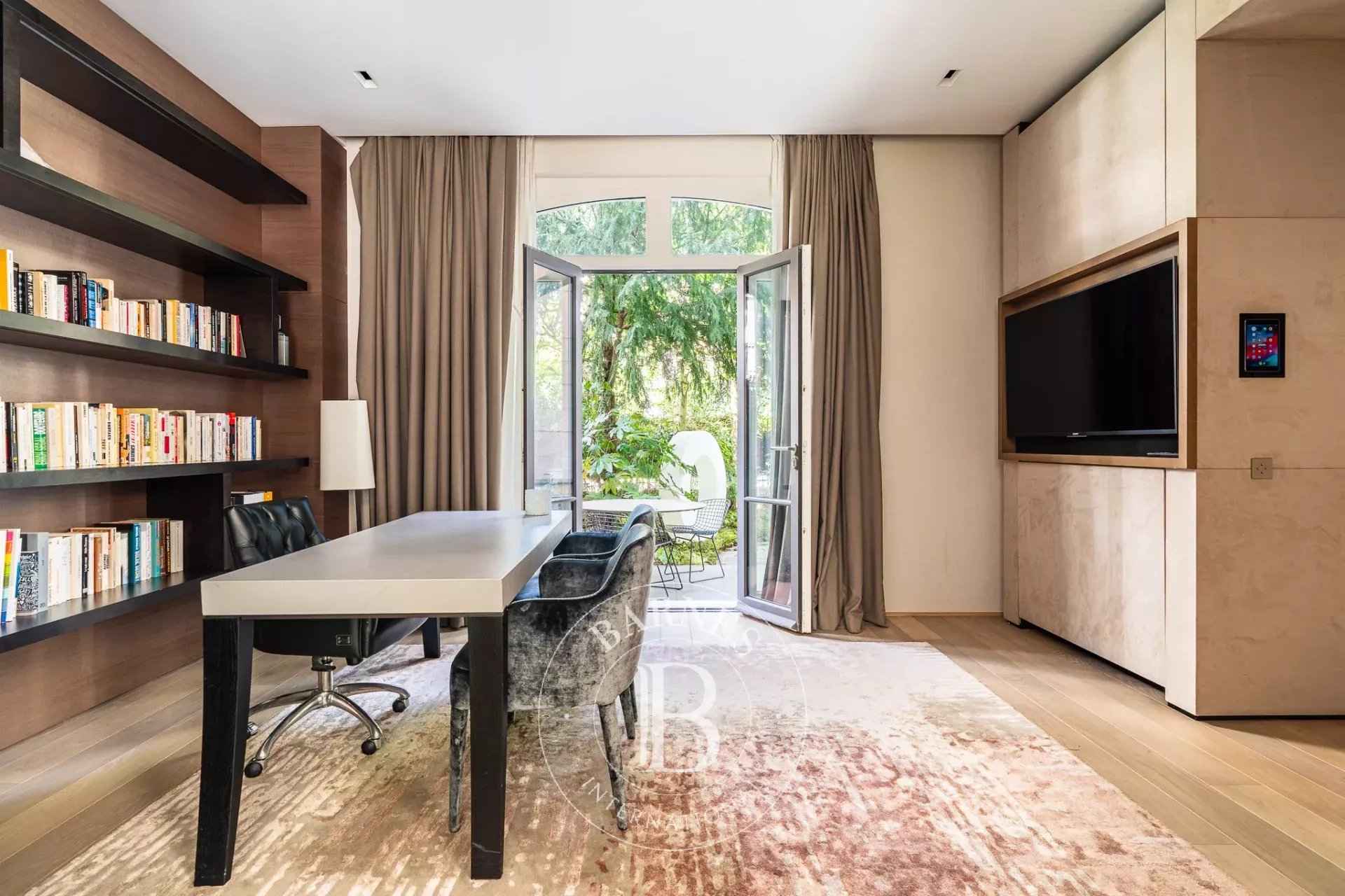 Paris  - Mansion 8 Bedrooms - picture 12