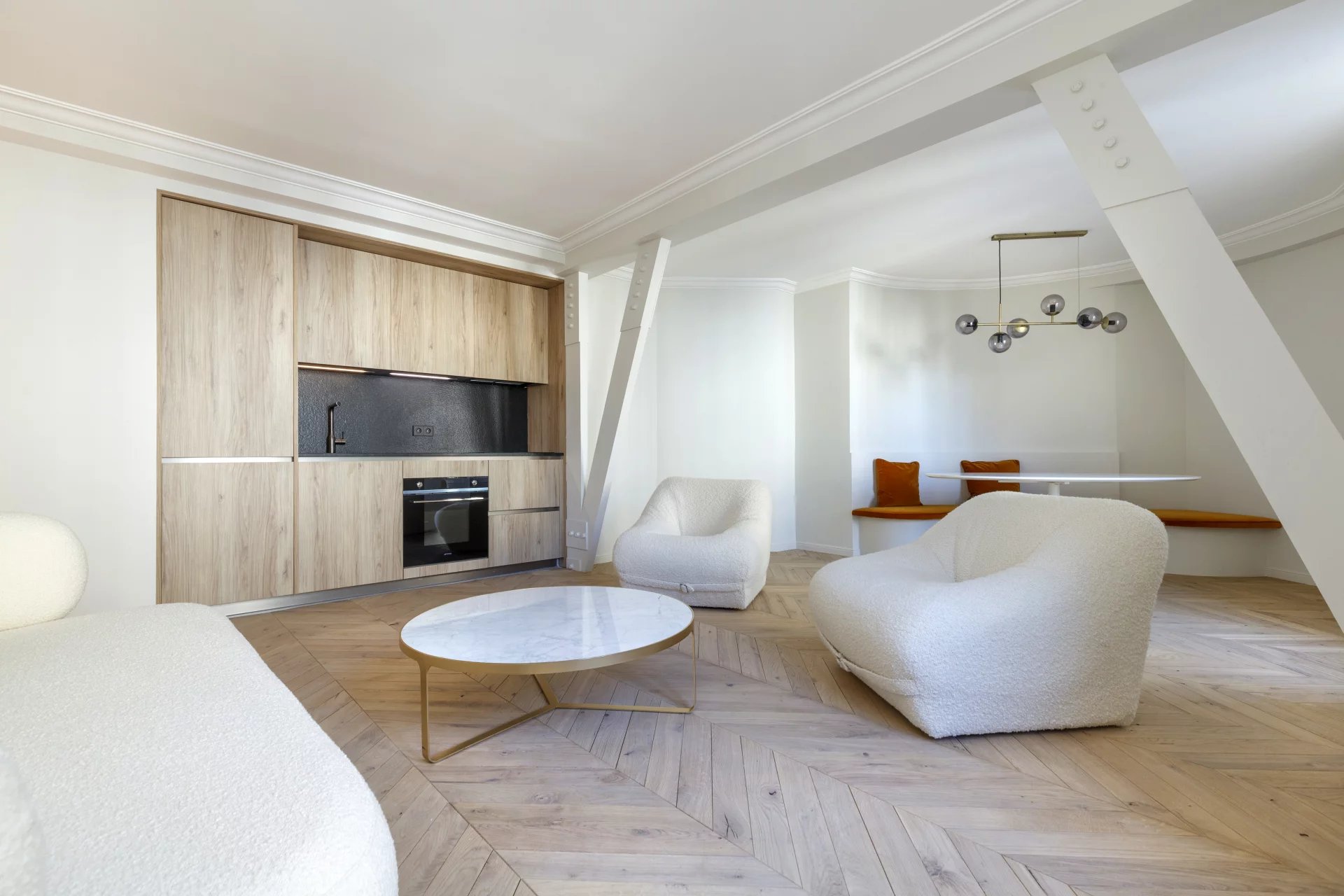 À VENDRE - APPARTEMENT DEUX PIÈCES - REFAIT À NEUF - ÉTOILE