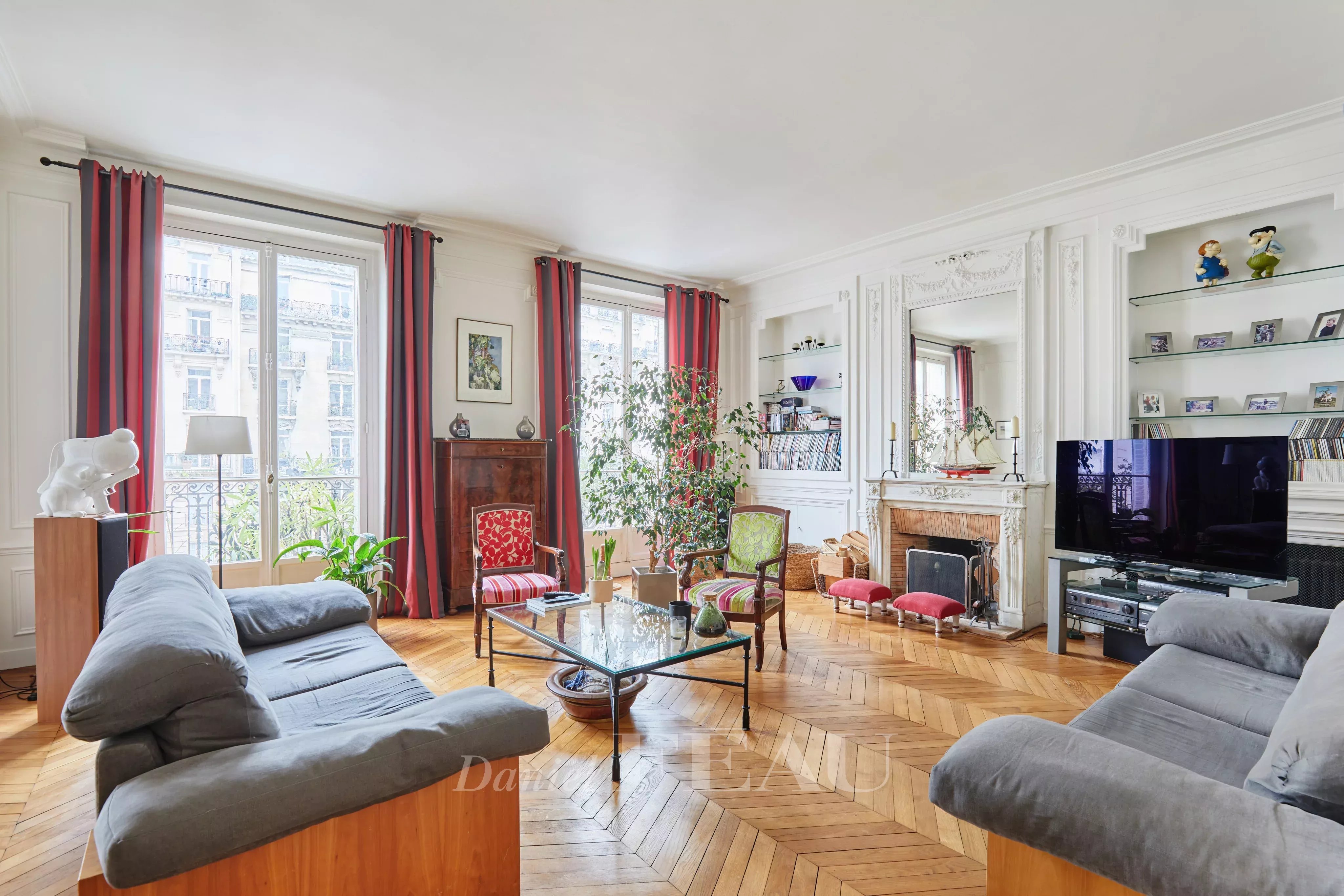 Sale Apartment Paris 16th