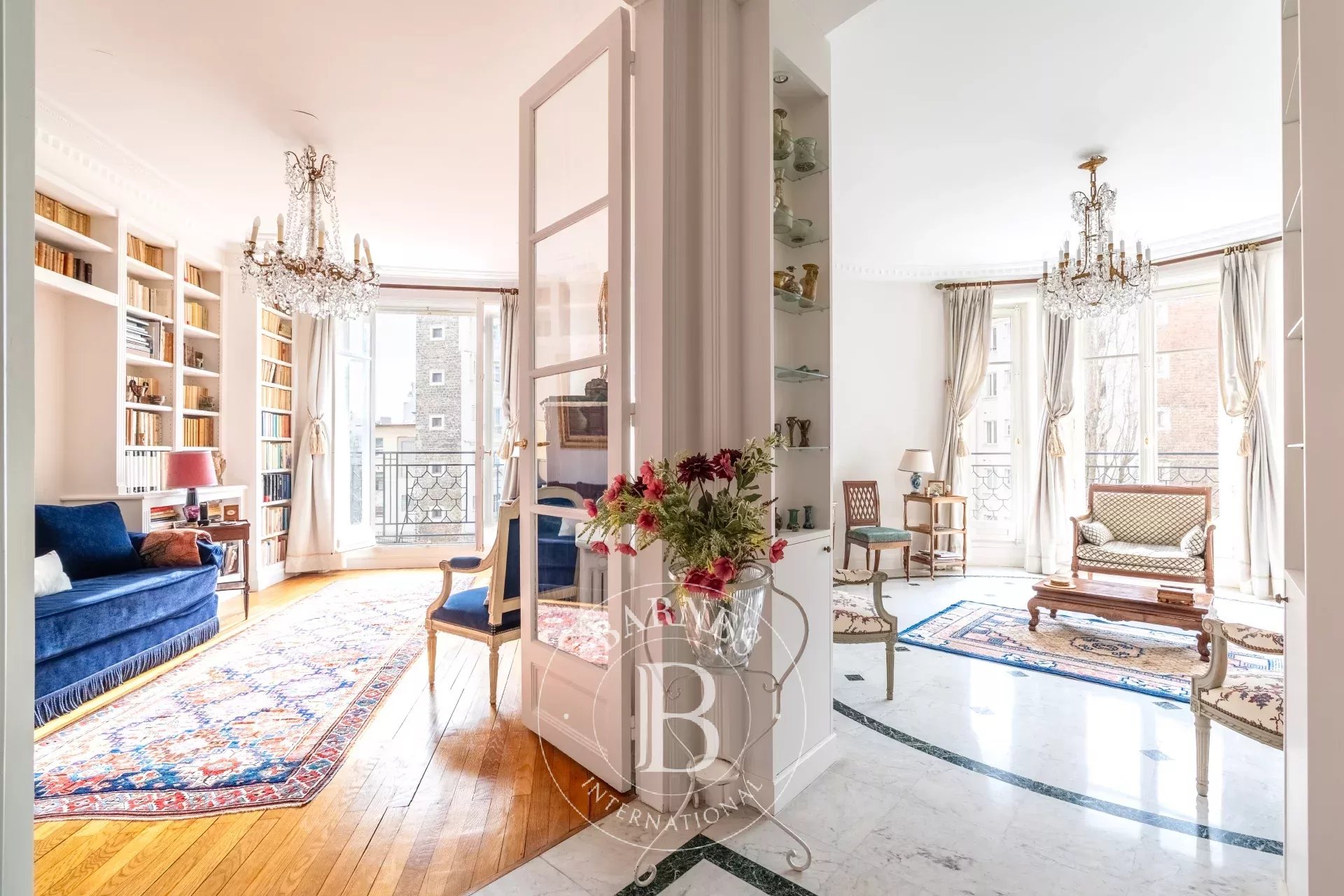 Apartment Paris 75016  -  ref 85688321 (picture 1)