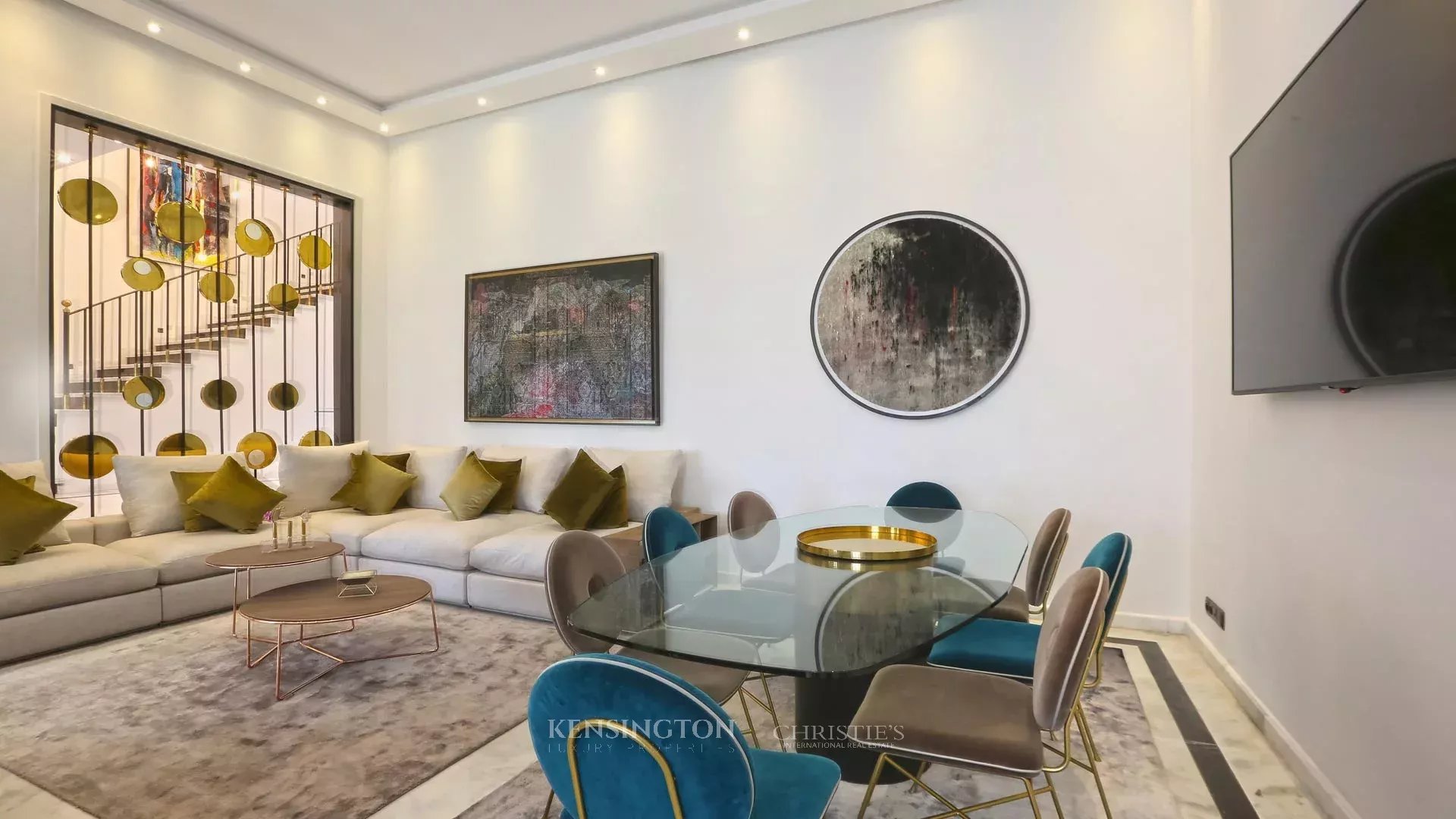 4 Bedroom Villa/Townhouse's Image 7