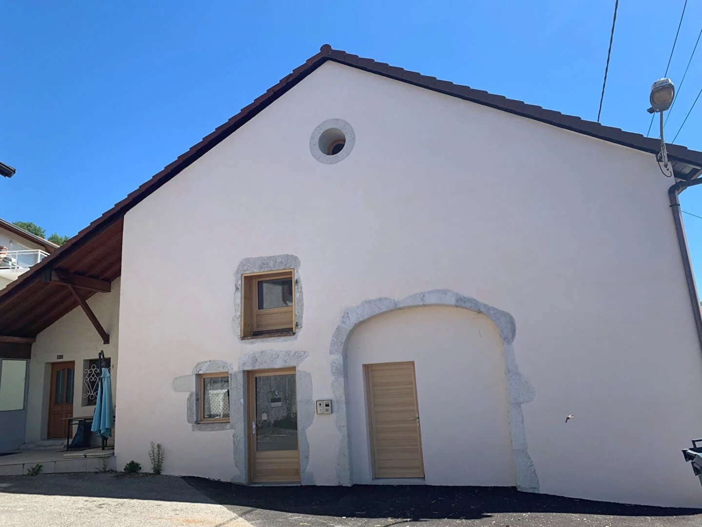 Grand Appartement T2 de 78 m2 en duplex - à PERON