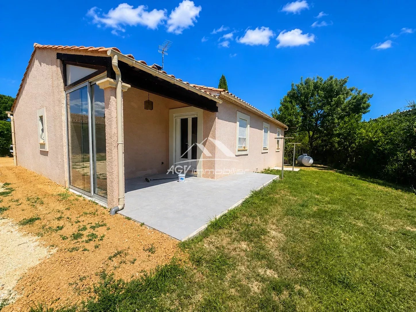 Maison de plain-pied, 3 chambres, garage