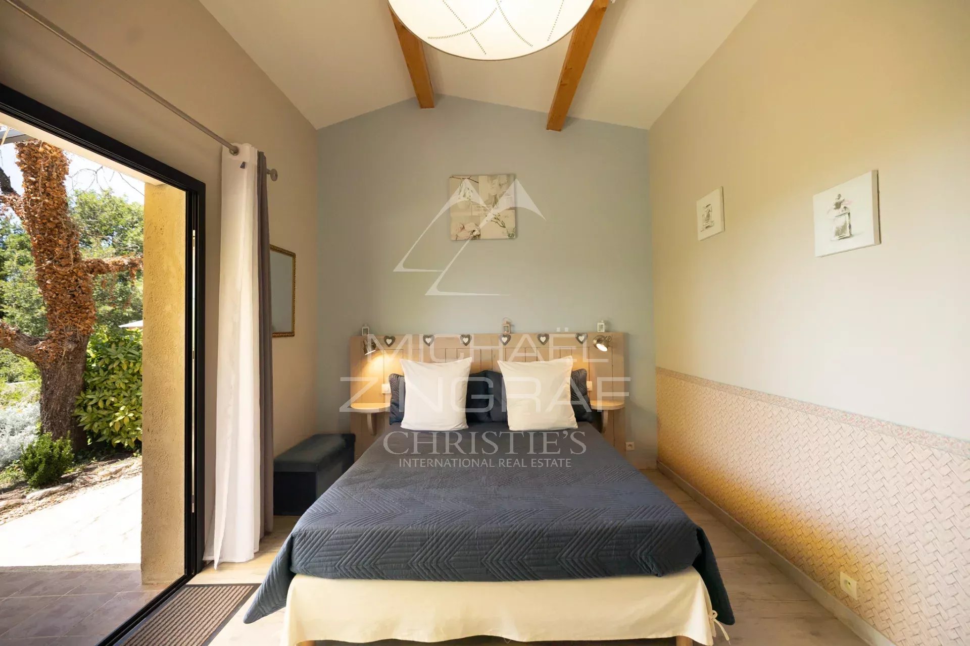 7 Bedroom Villa/Townhouse's Image 6