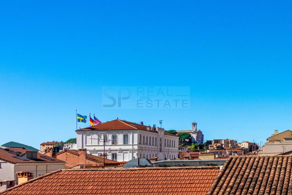 Apartment for sale in Cannes — Beautiful 4-room flat - Cannes city centre