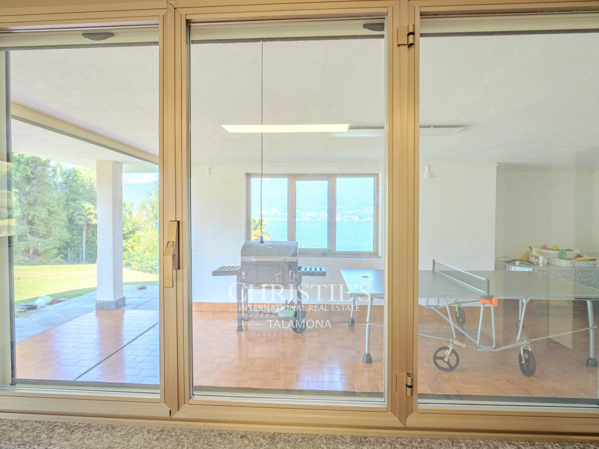 3 Bedroom Villa/Townhouse's Image 41