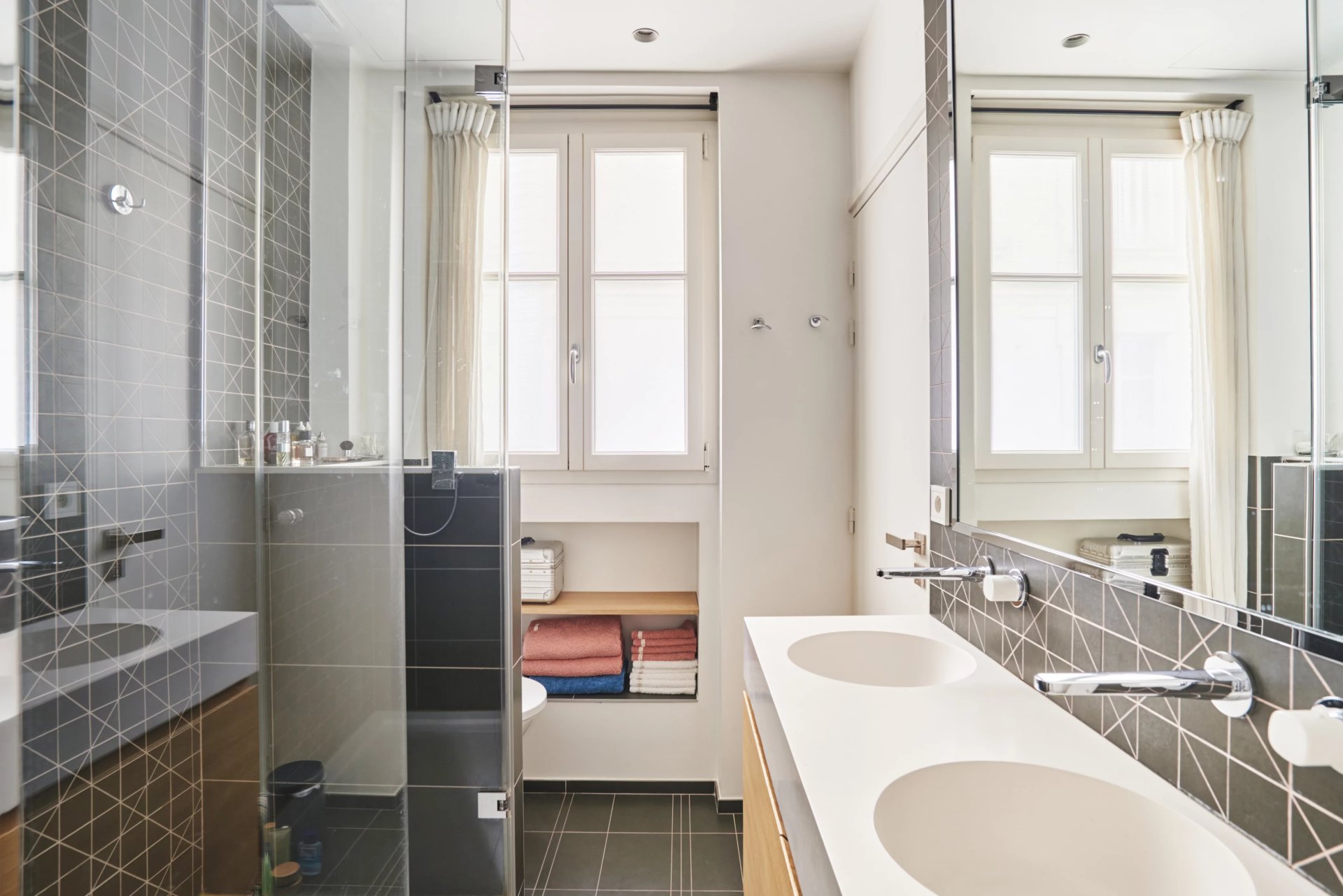 2 Bedroom Apartment/Flat's Image 12