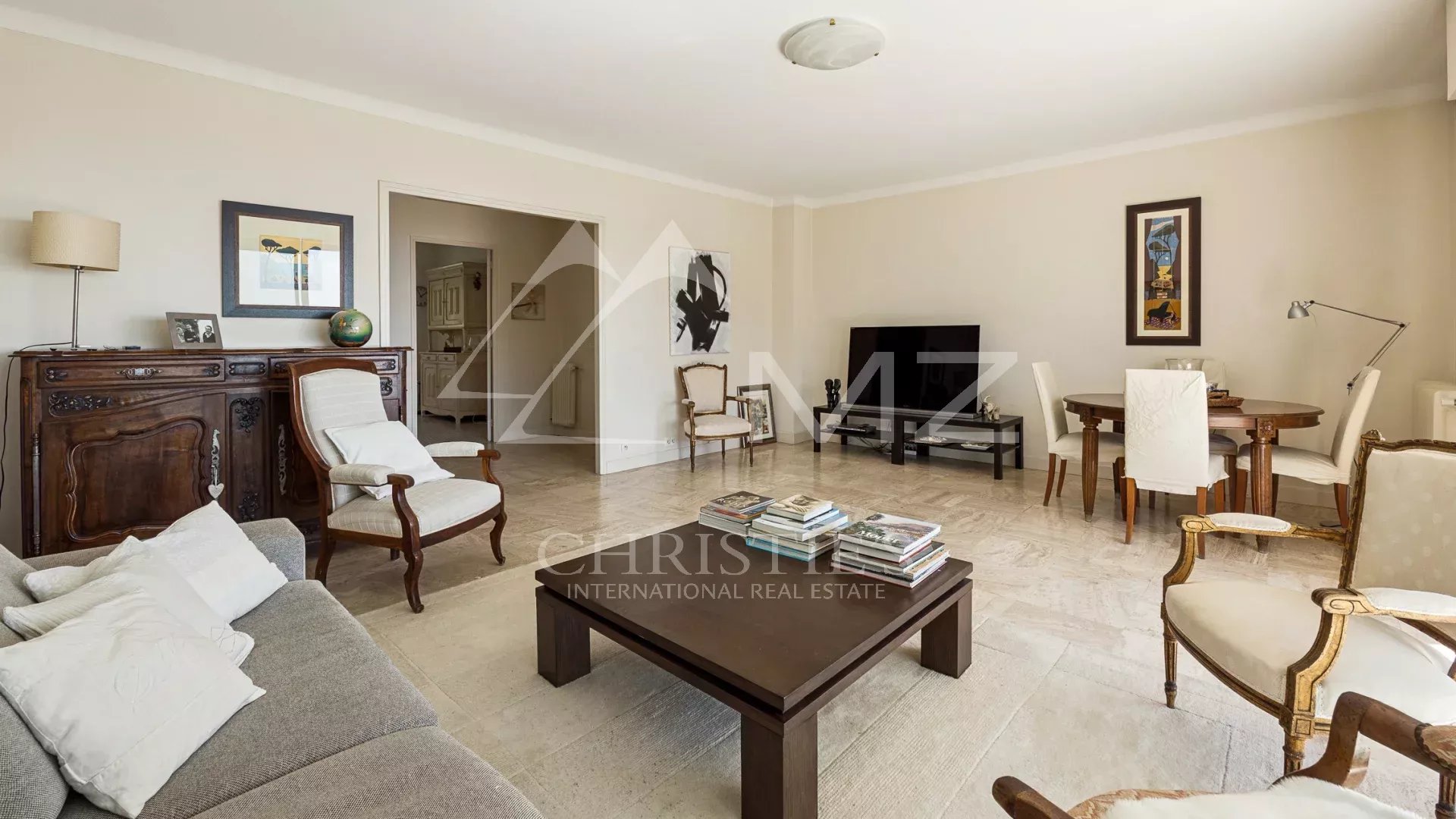2 Bedroom Apartment/Flat's Image 7