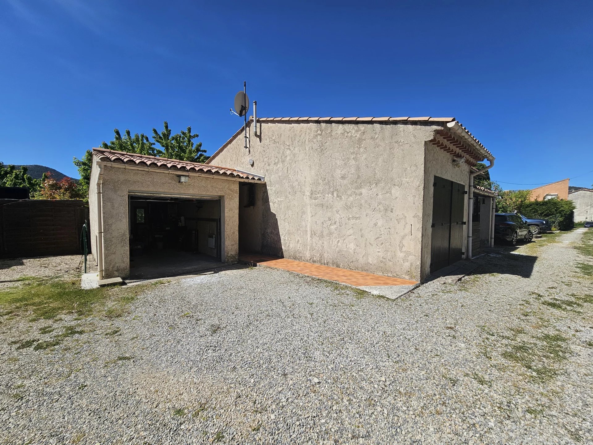 À SAISIR – Charmante maison de campagne plain-pied