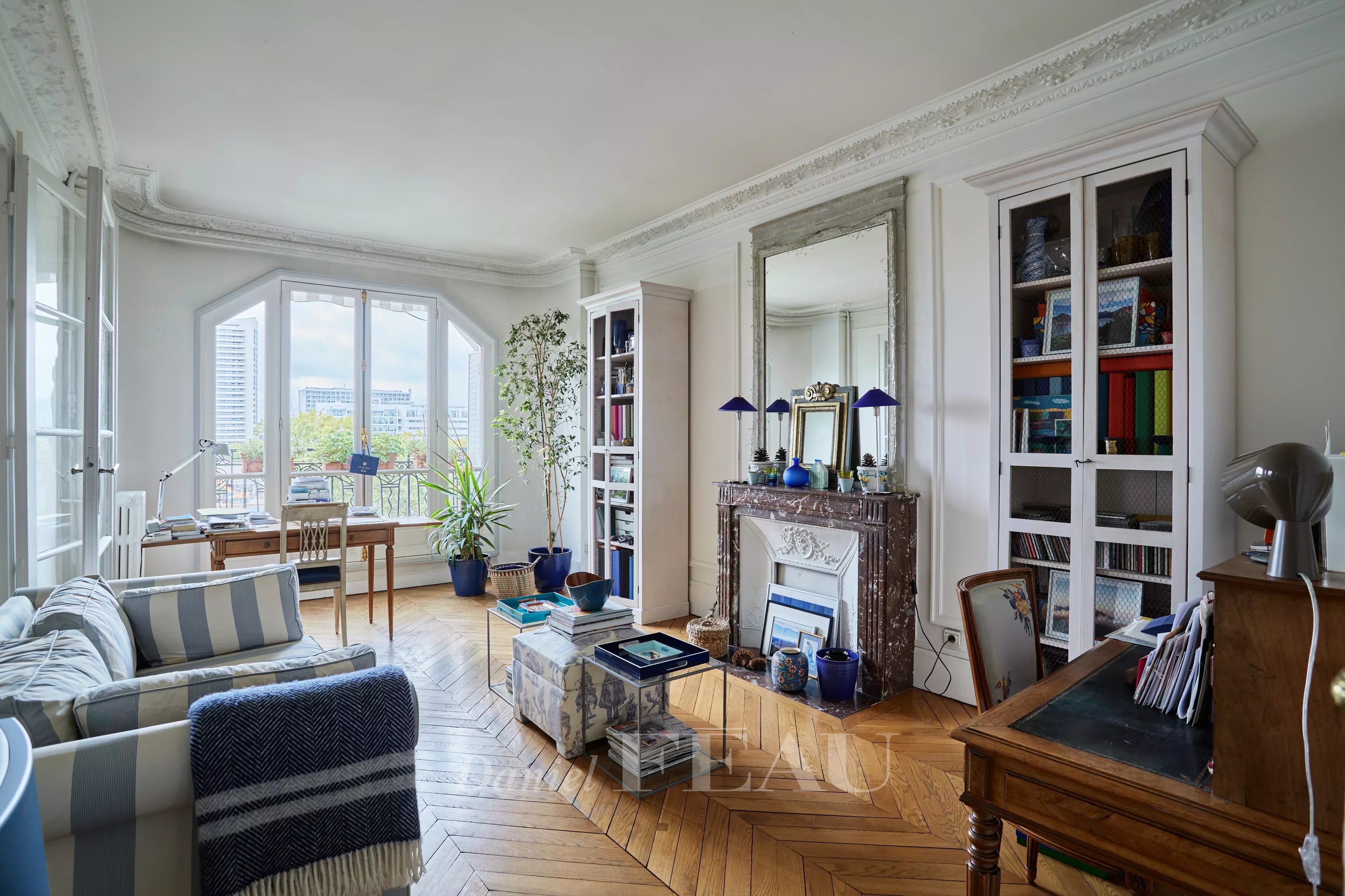 Sale Apartment Paris 16th