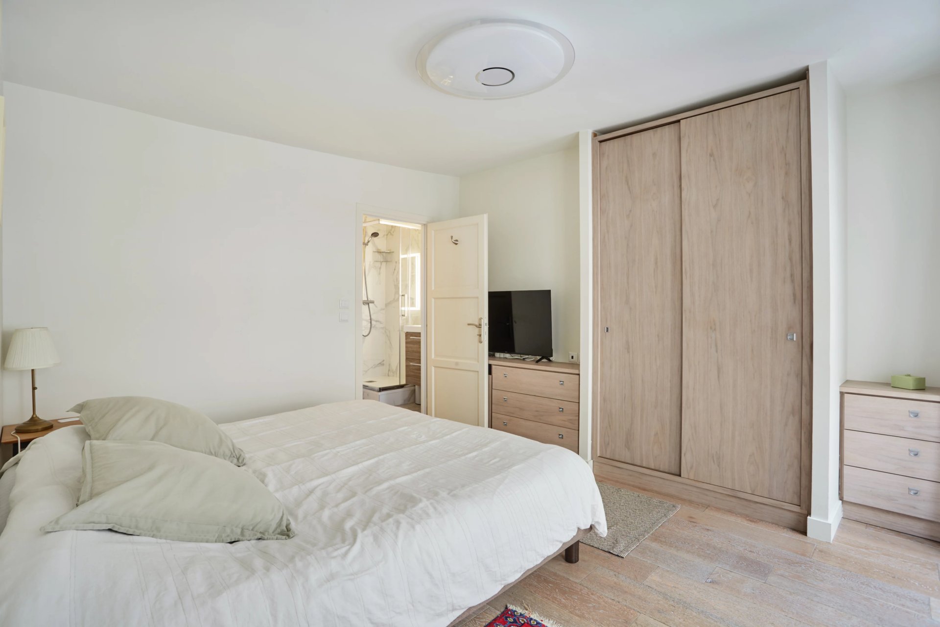 1 Bedroom Apartment/Flat's Image 7