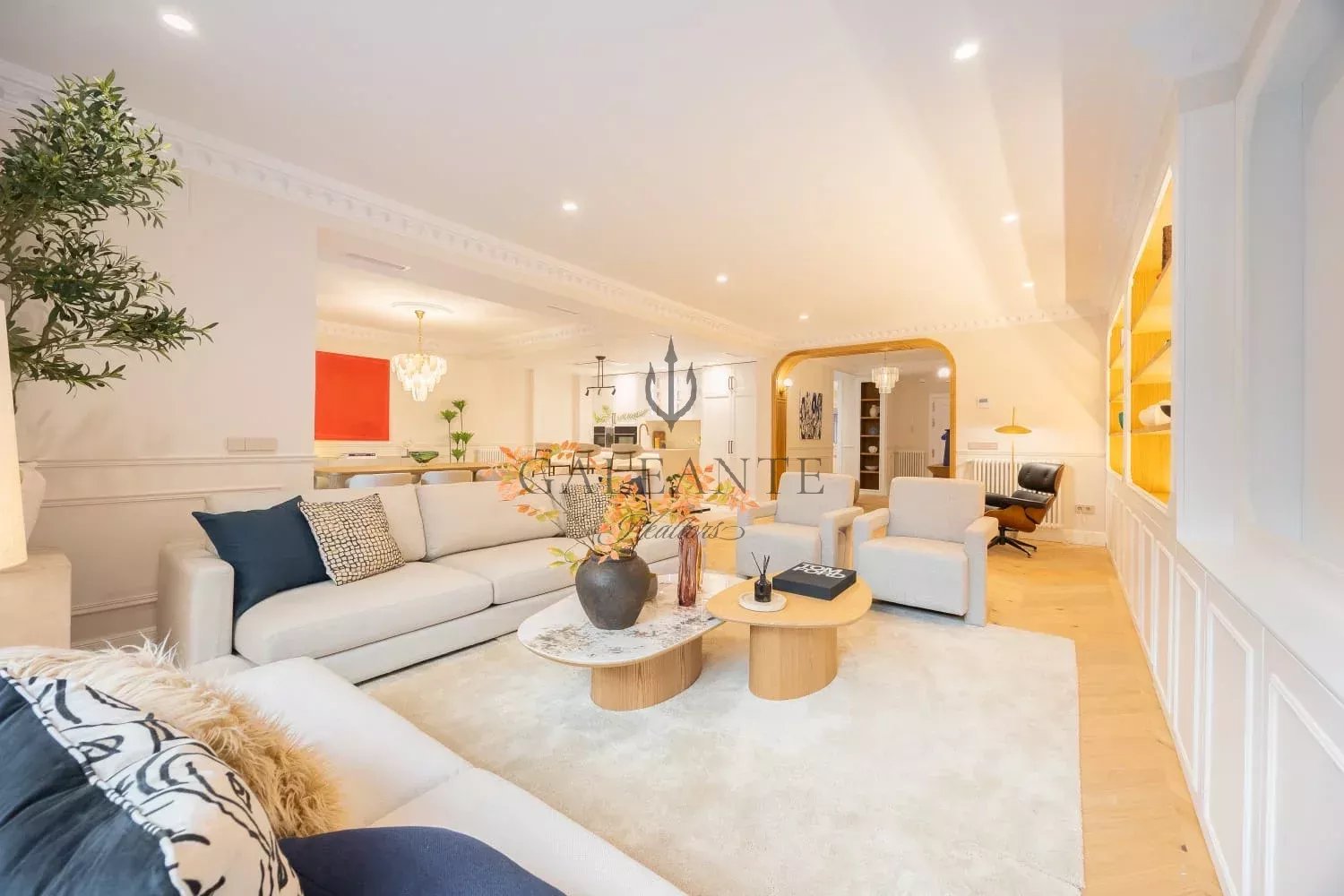 Light-filled Residence with Terrasse in Ayala - Image 4