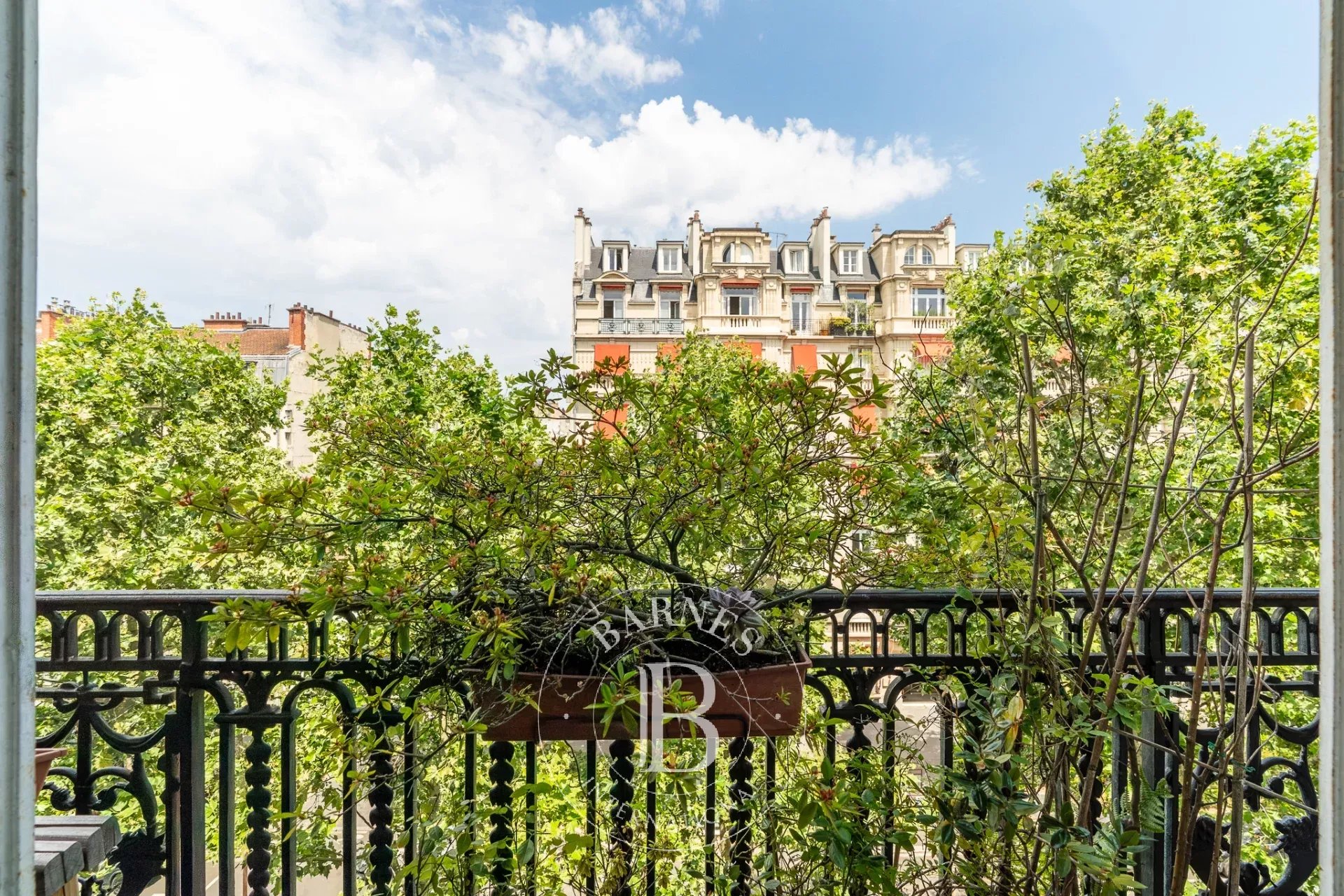 Appartement Neuilly-sur-Seine  -  ref 87149127 (picture 2)
