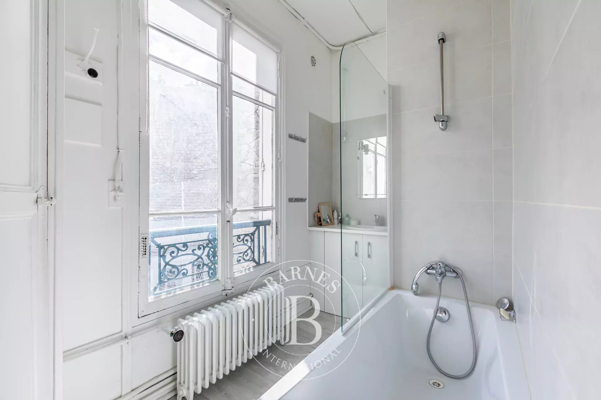 Daire Paris 10ème - picture 7