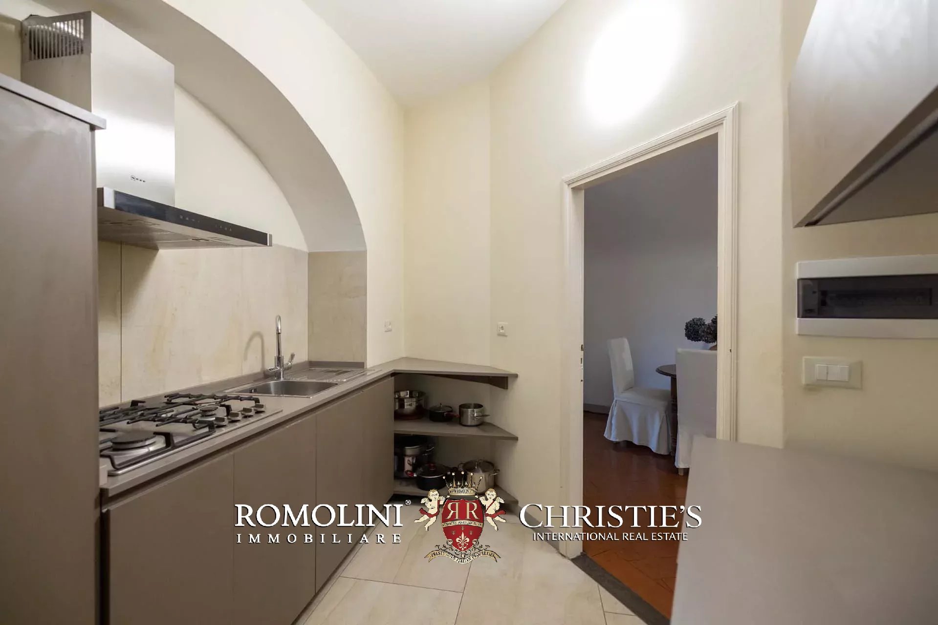16 Bedroom Villa/Townhouse's Image 198