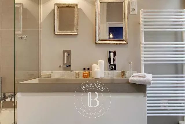 Daire Paris 3ème - picture 9