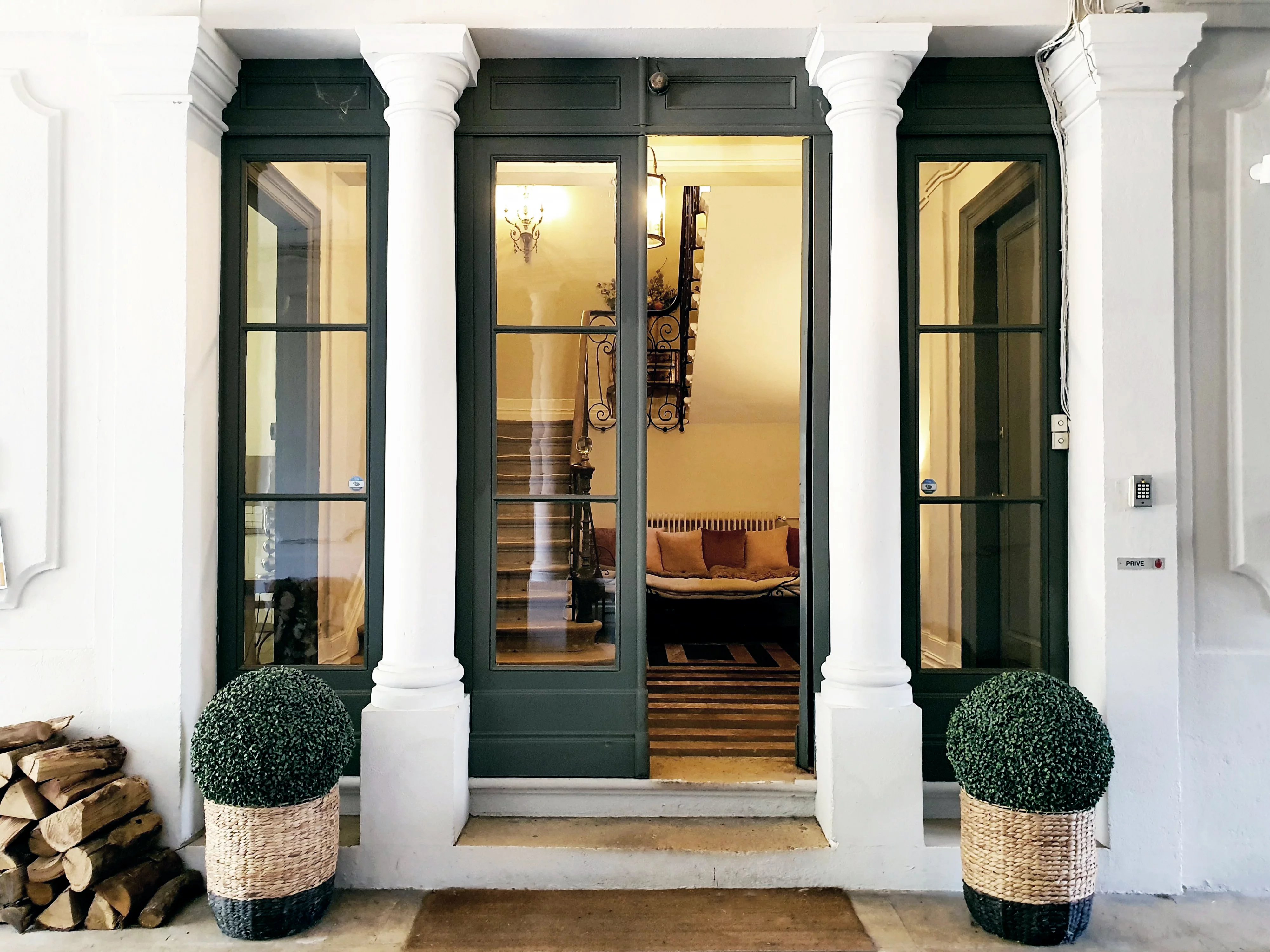 An exeptional, elegant Maison de Maître