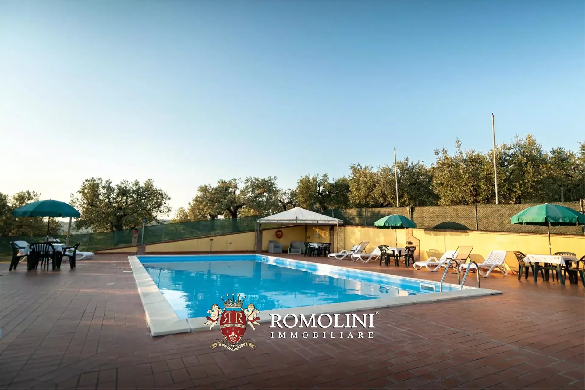 9 Bedroom Villa/Townhouse's Image 4