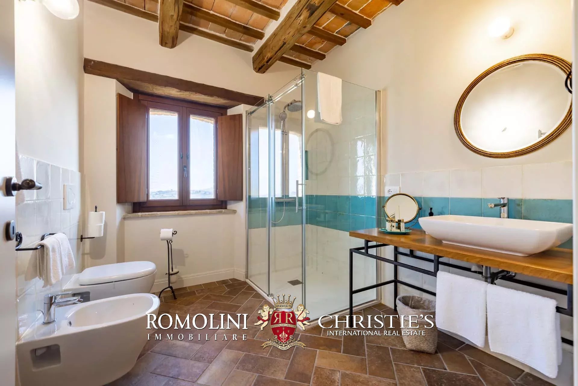 9 Bedroom Villa/Townhouse's Image 46