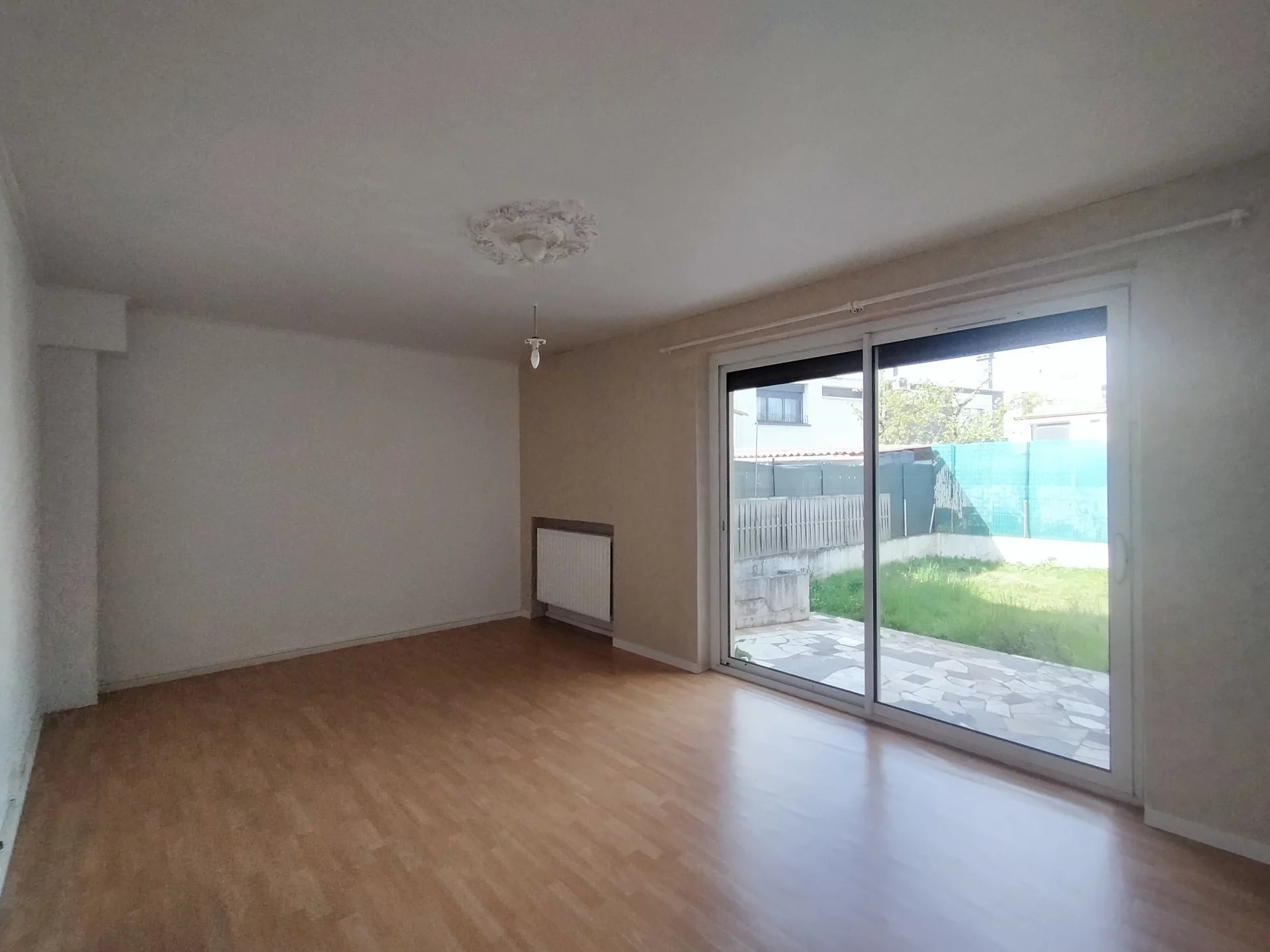 2681592 Location Meyzieu