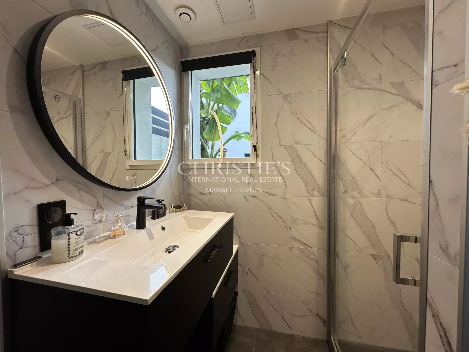 4 Bedroom Villa/Townhouse's Image 7