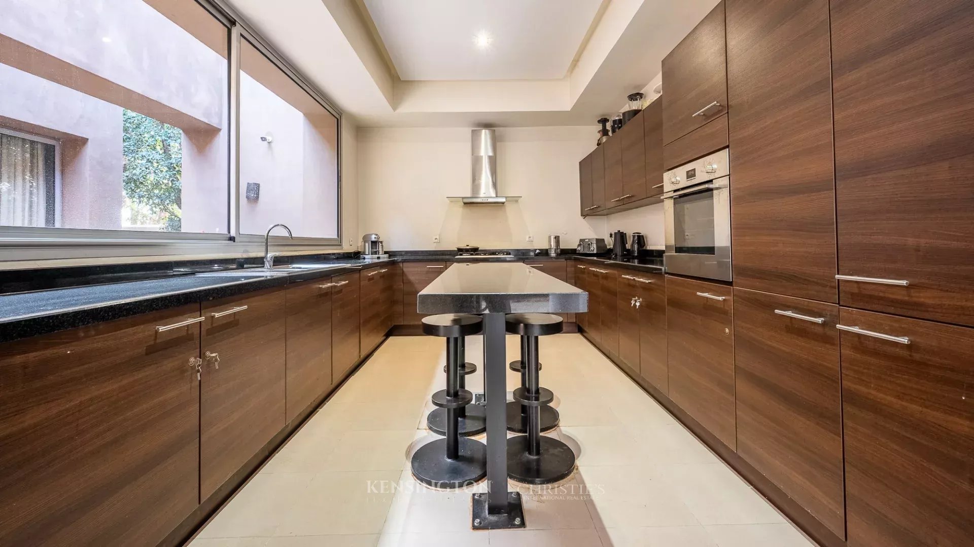 4 Bedroom Villa/Townhouse's Image 21