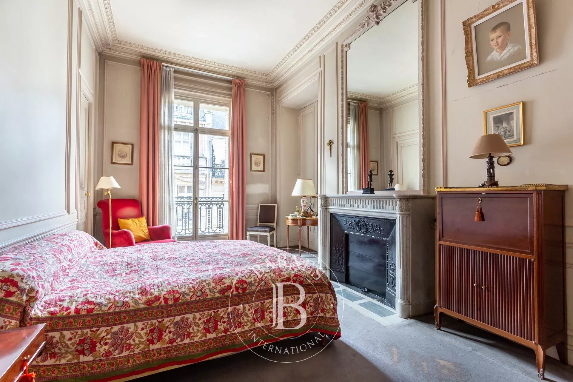 Daire Paris 8ème - picture 6