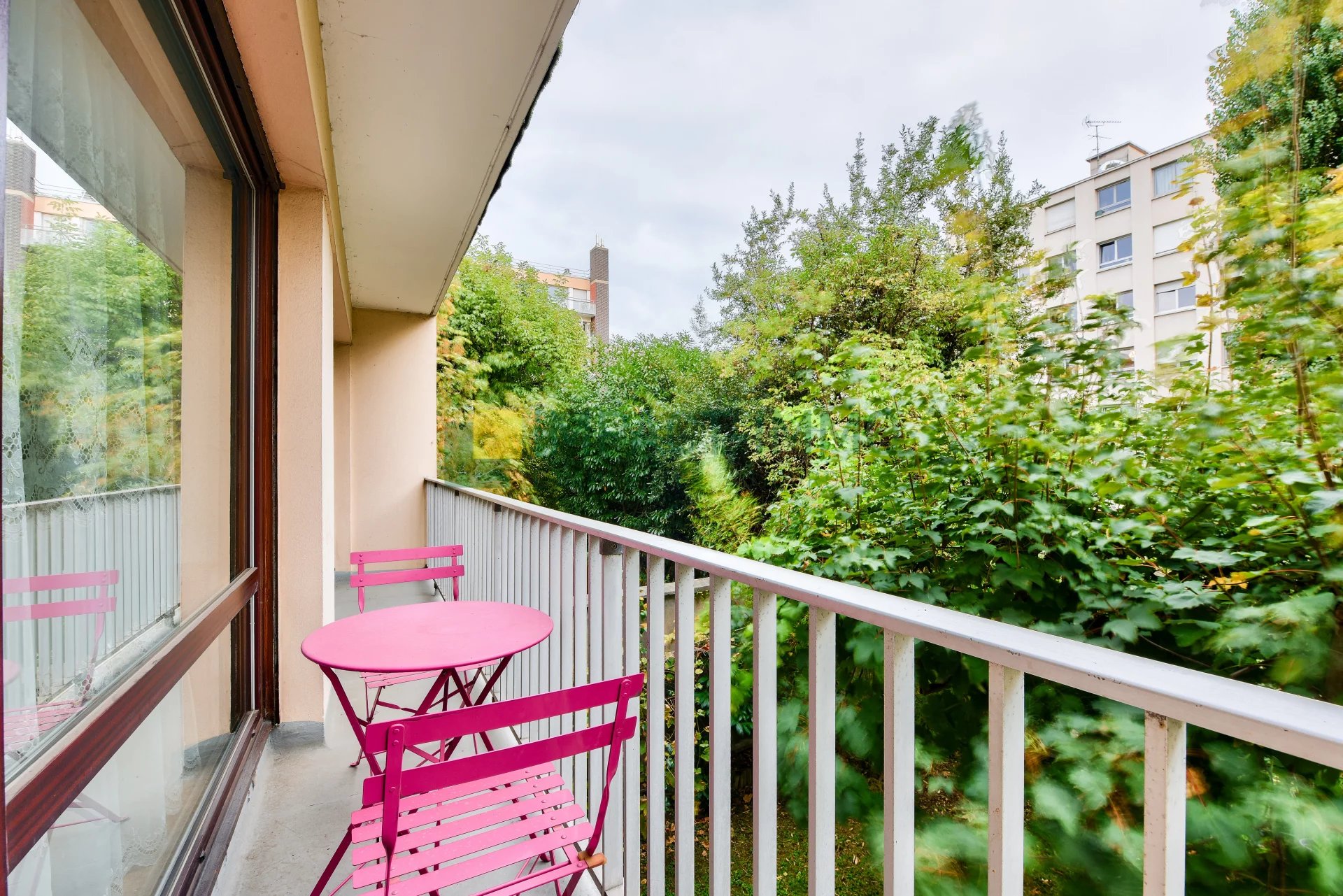 Appartement deux pièces - Balcon - Calme