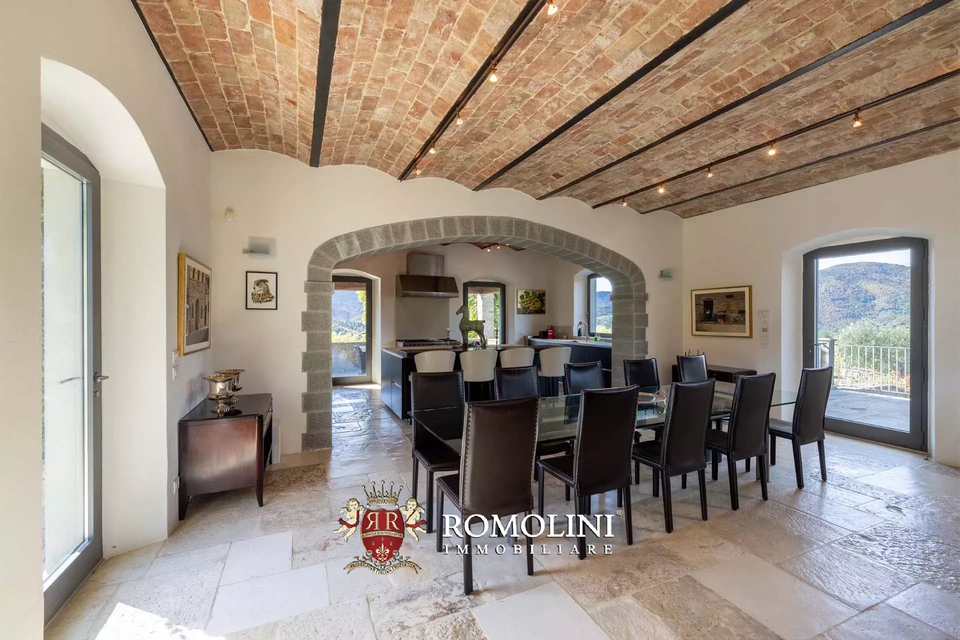 7 Bedroom Villa/Townhouse's Image 40