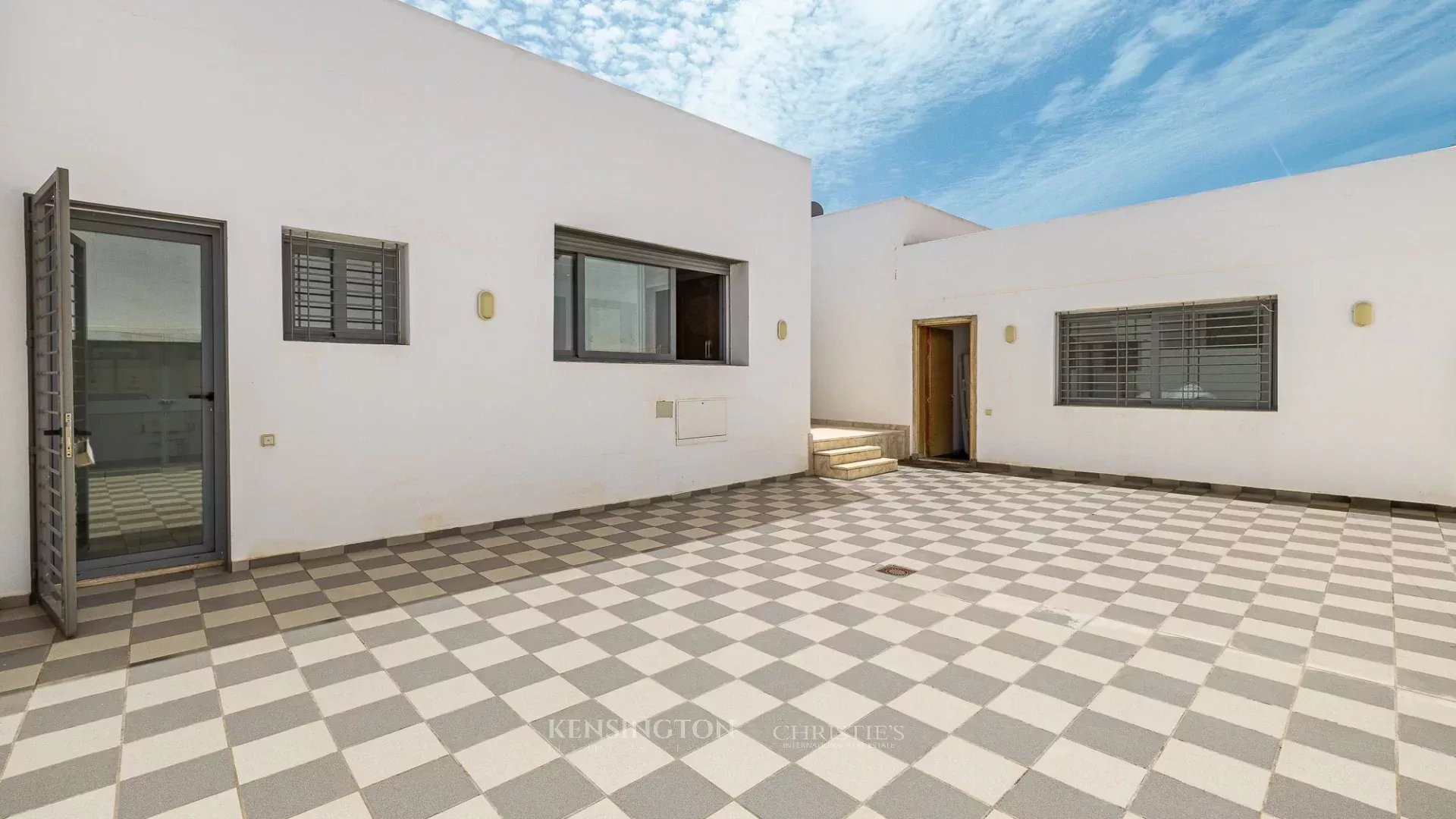 4 Bedroom Villa/Townhouse's Image 36