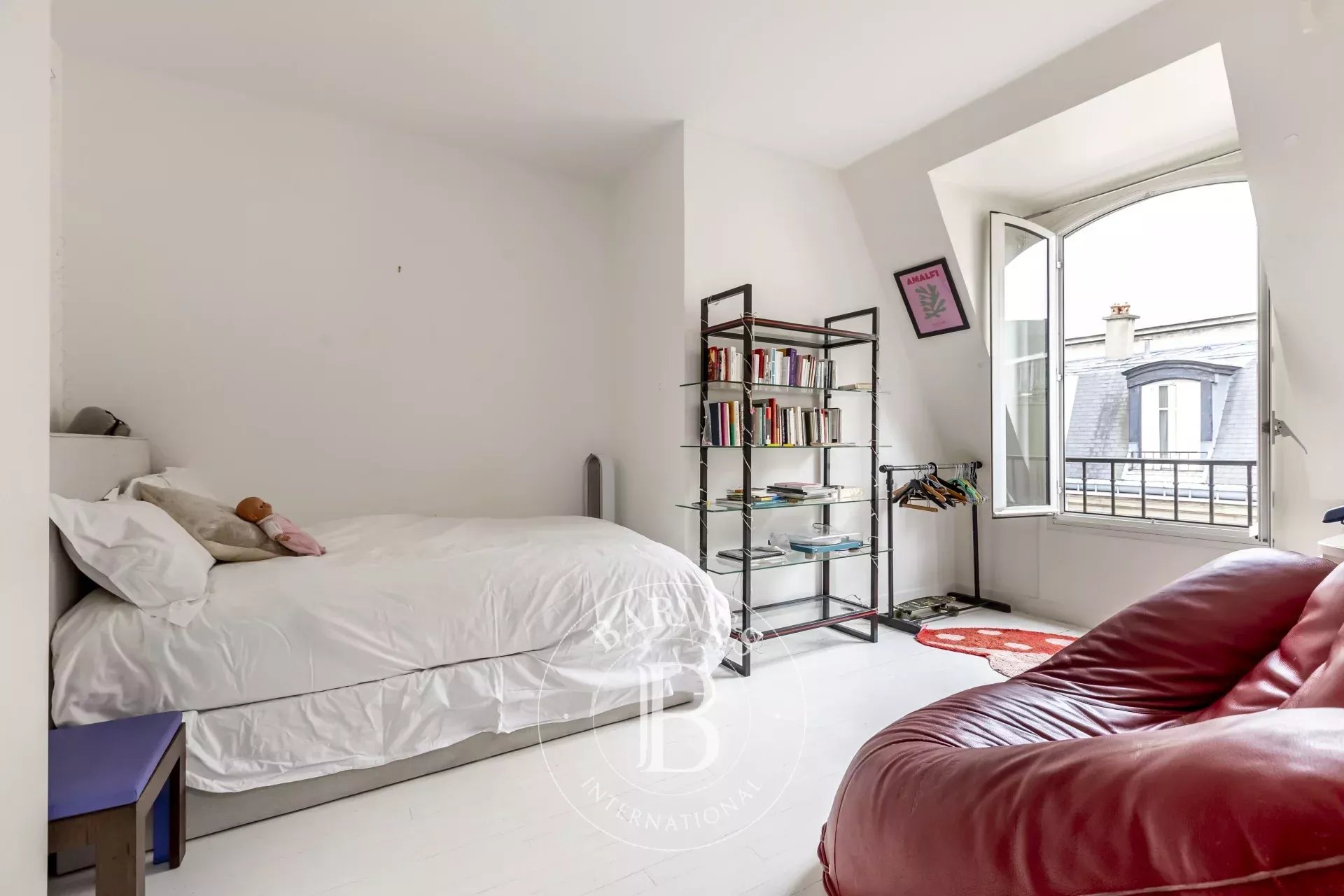 Paris  - Apartment 3 Bedrooms - picture 12