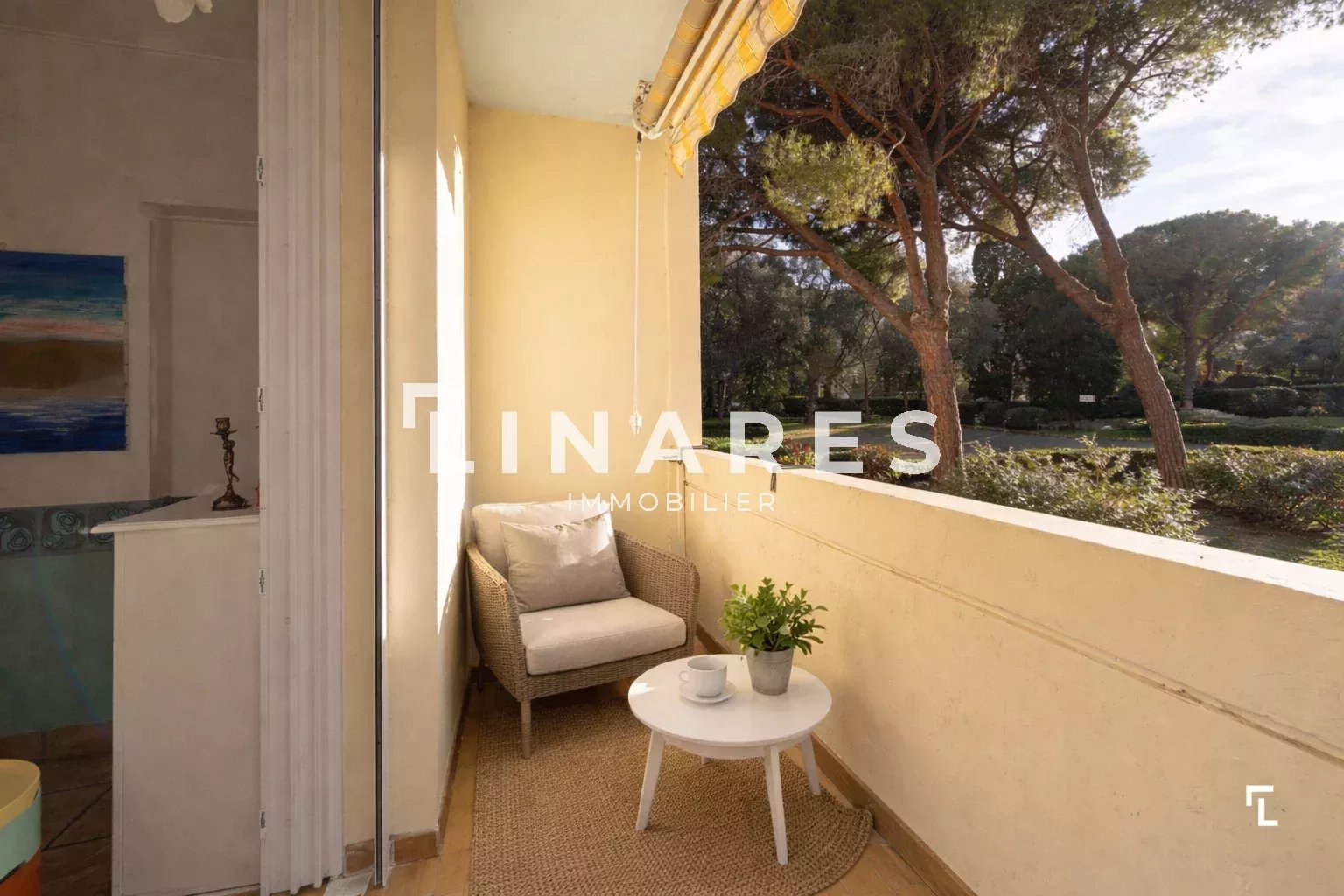 SOUS LES PINS - T3 de 57m2 - Terrasse - Cave - 13008 Roy D'Espagne
