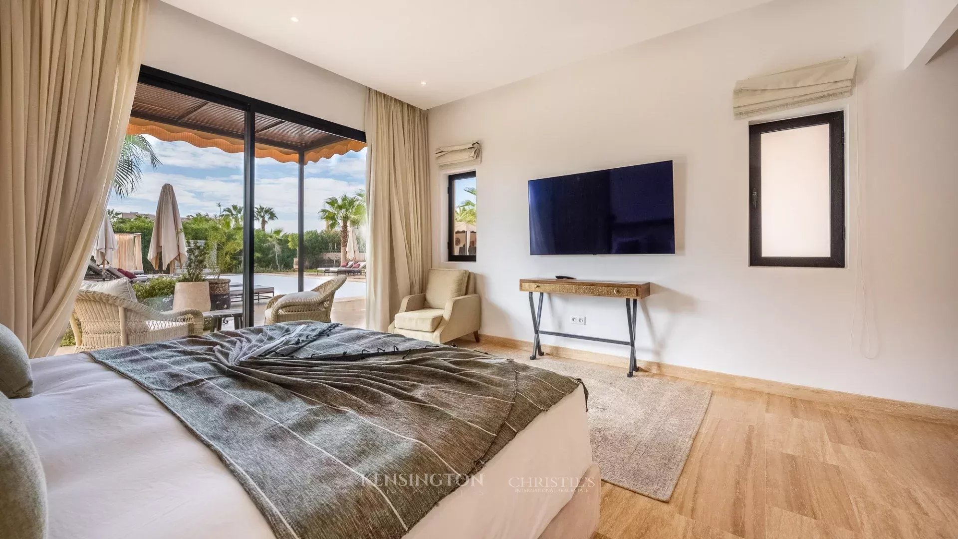 6 Bedroom Villa/Townhouse's Image 18