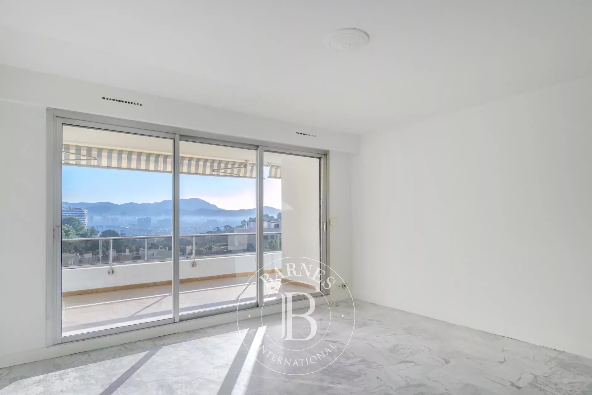 Daire Marseille 8ème - picture 8