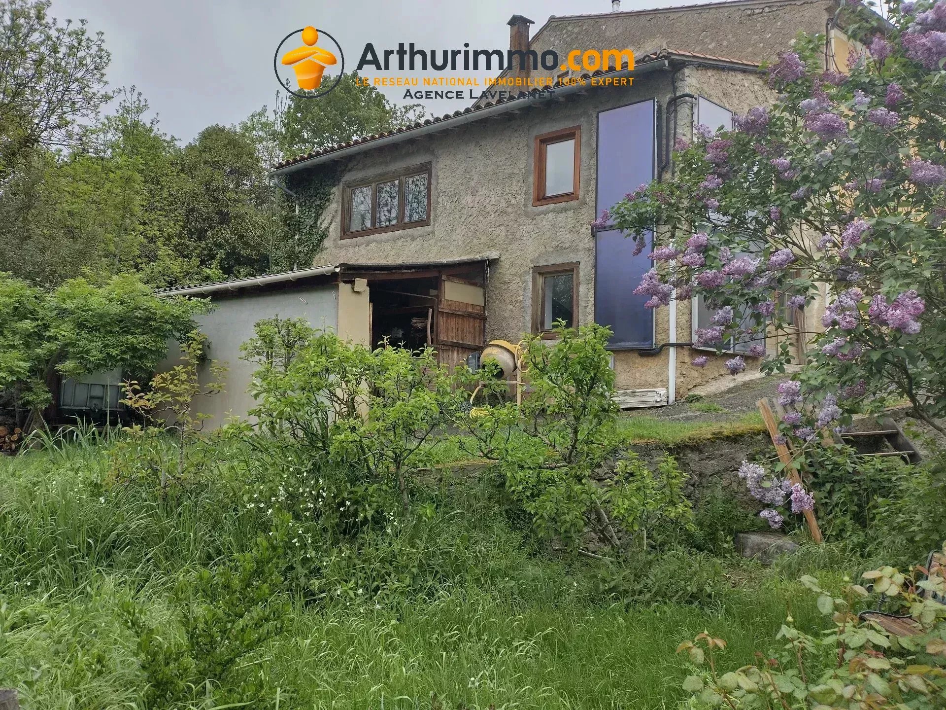 Agence immobilière de 