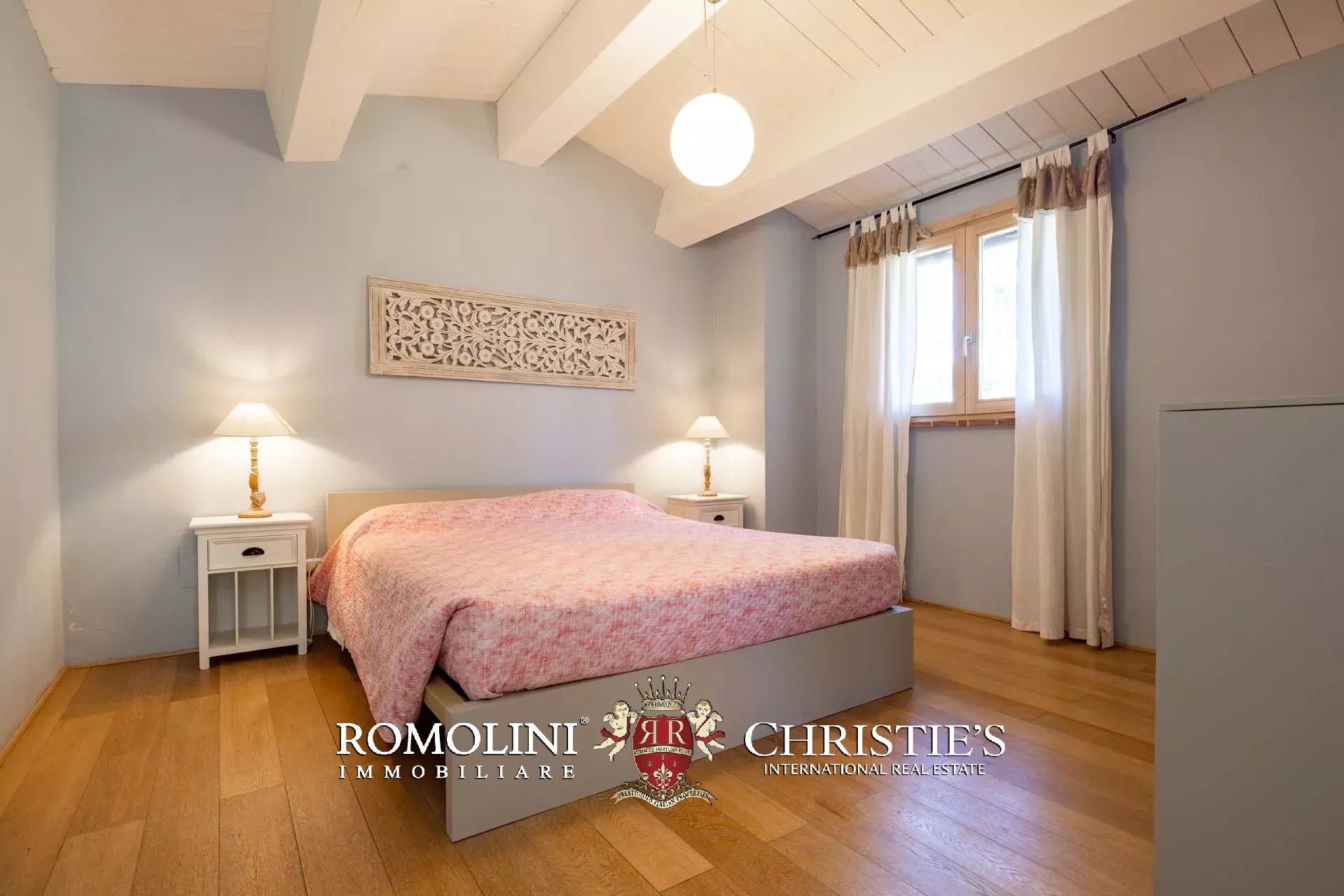 LUXUSANLAGE MIT 19 WOHNUNGEN IN DER TOSKANA, VAL D'ORCIA