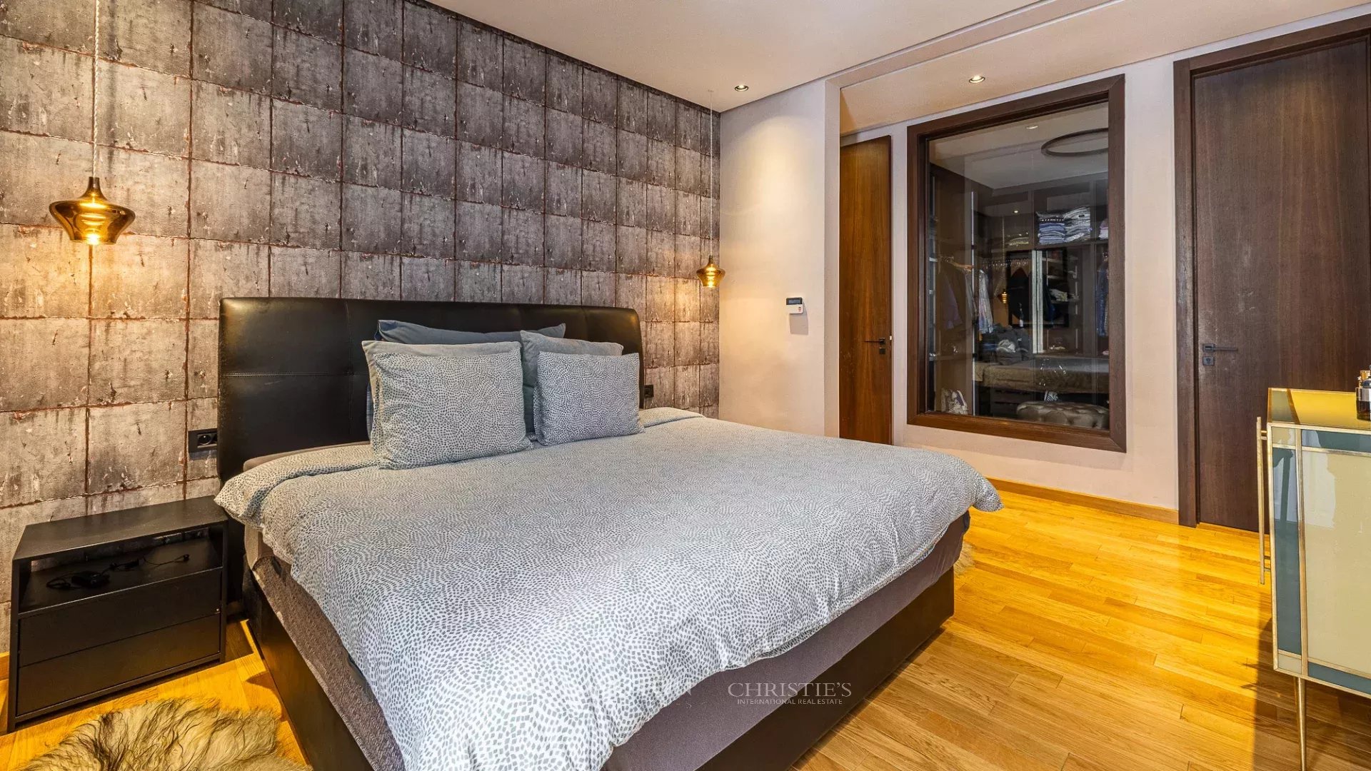 4 Bedroom Villa/Townhouse's Image 7