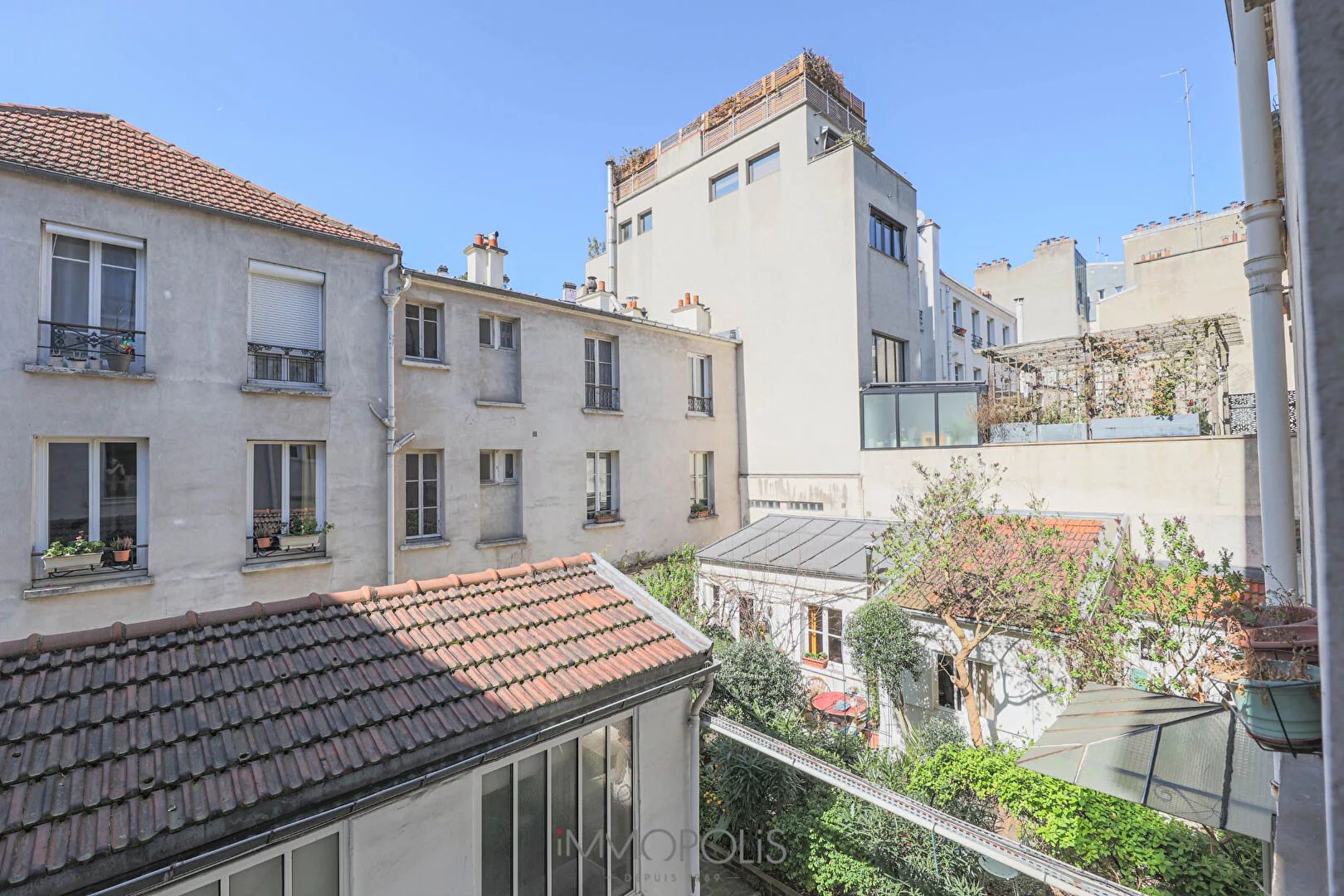 Petit trois pièces de 39 m² Lamarck - Caulaincourt
